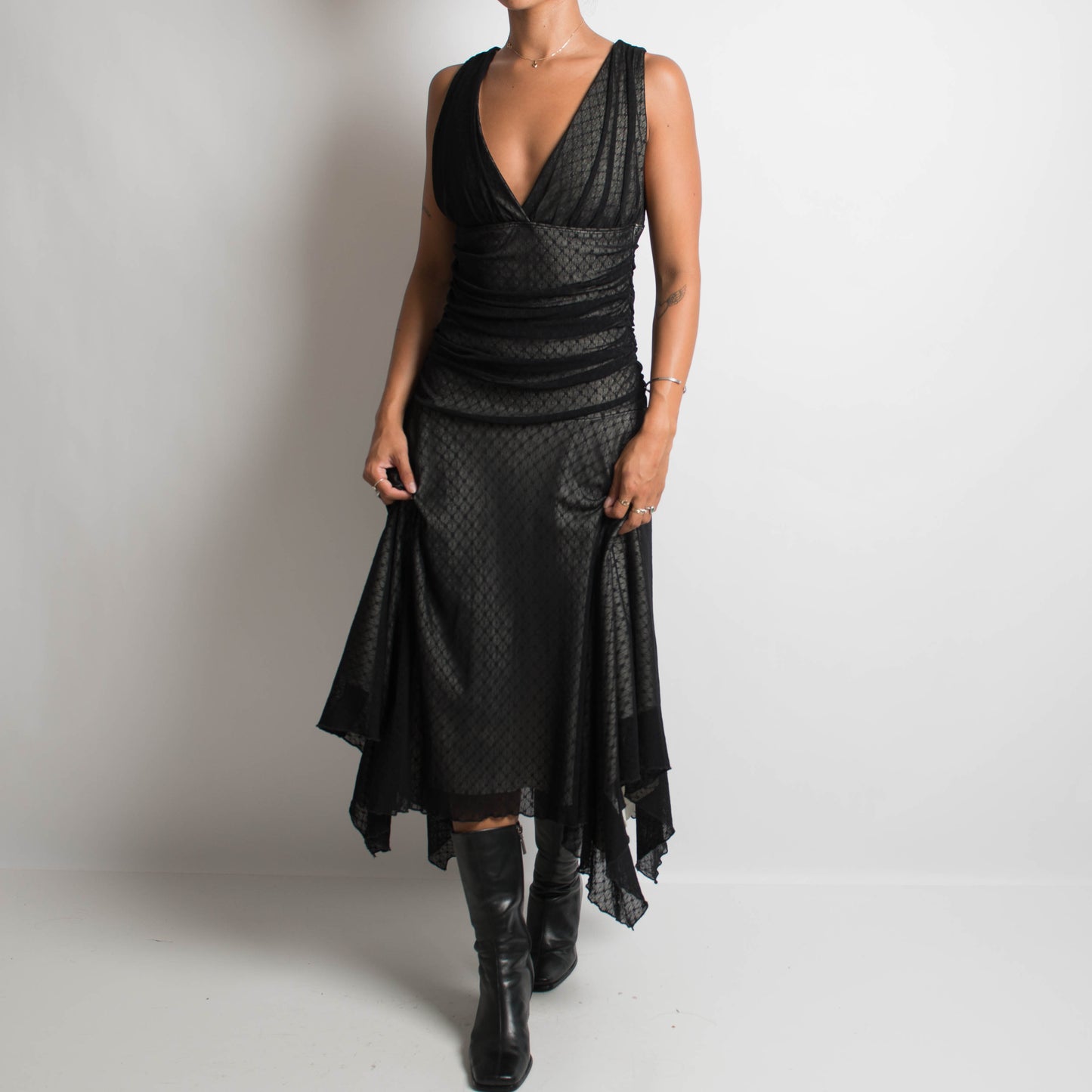 BLACK MESH LONGLINE DRESS