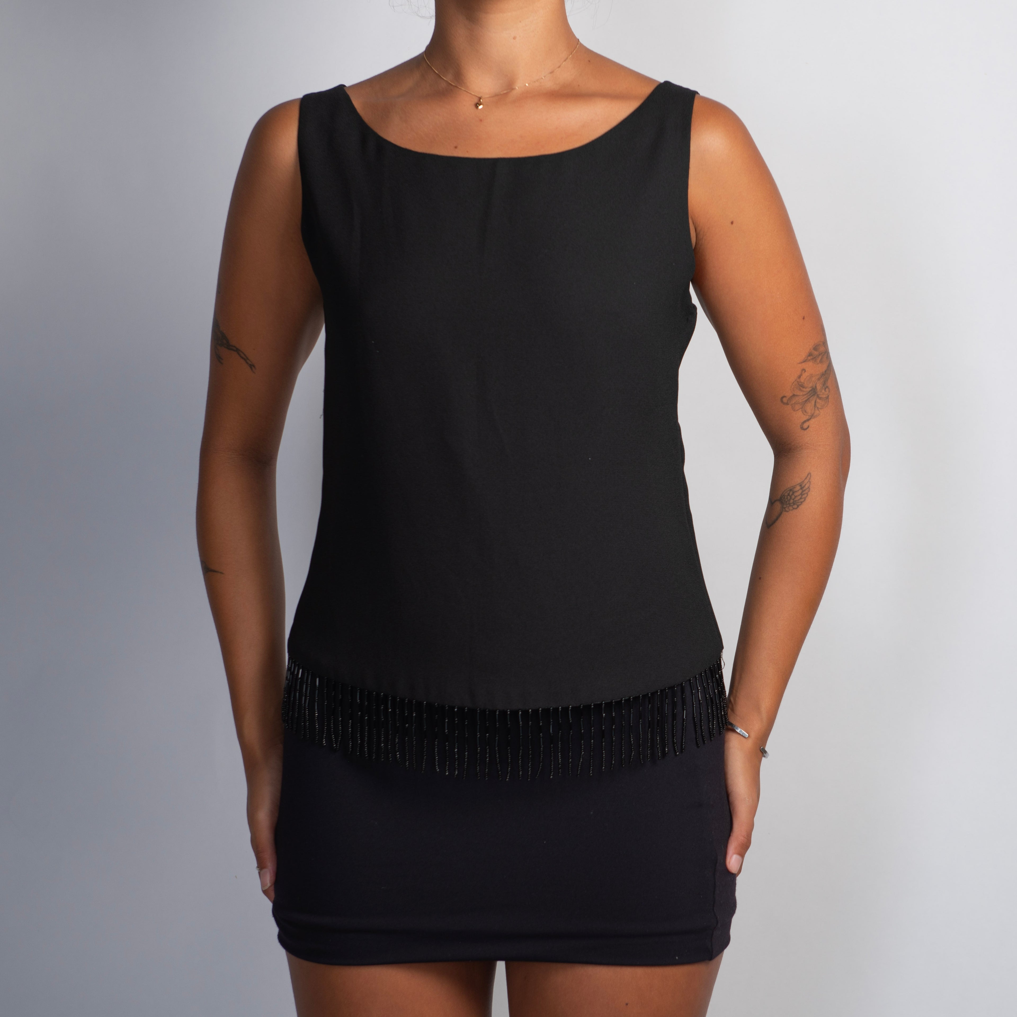 BLACK TASSLE TOP