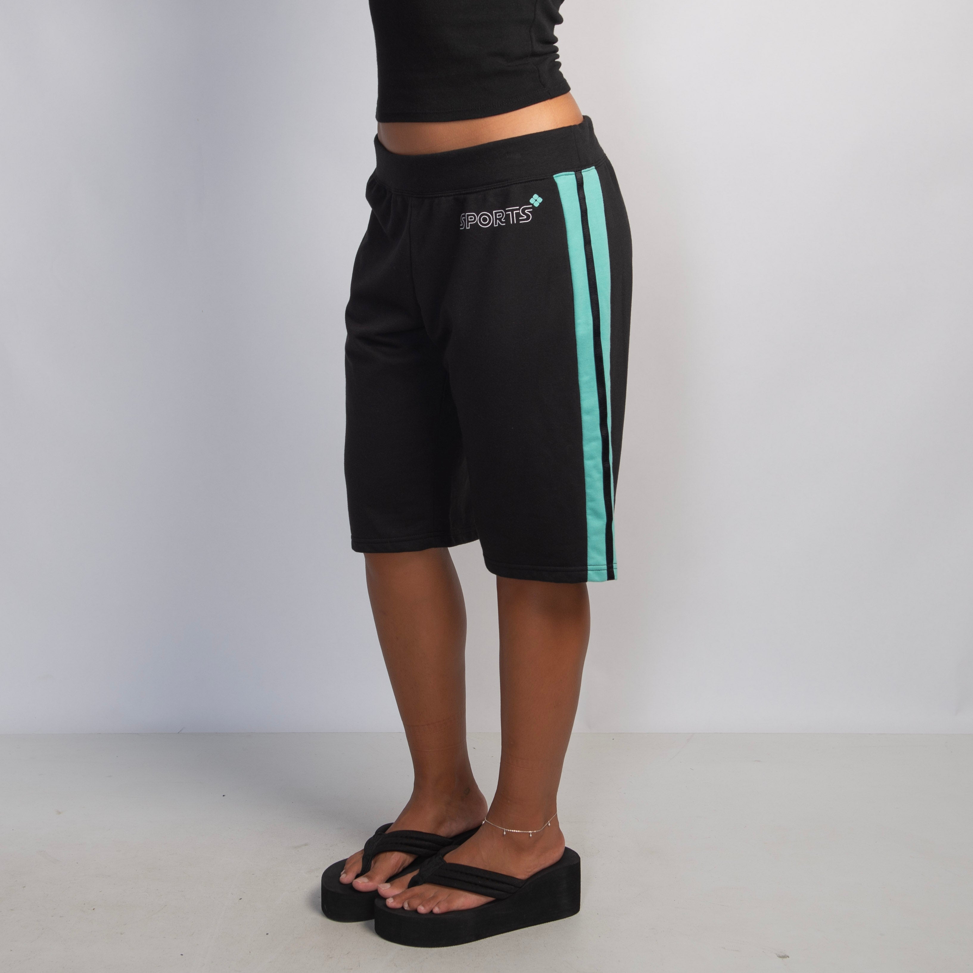 LOUNGE SWEAT SHORTS