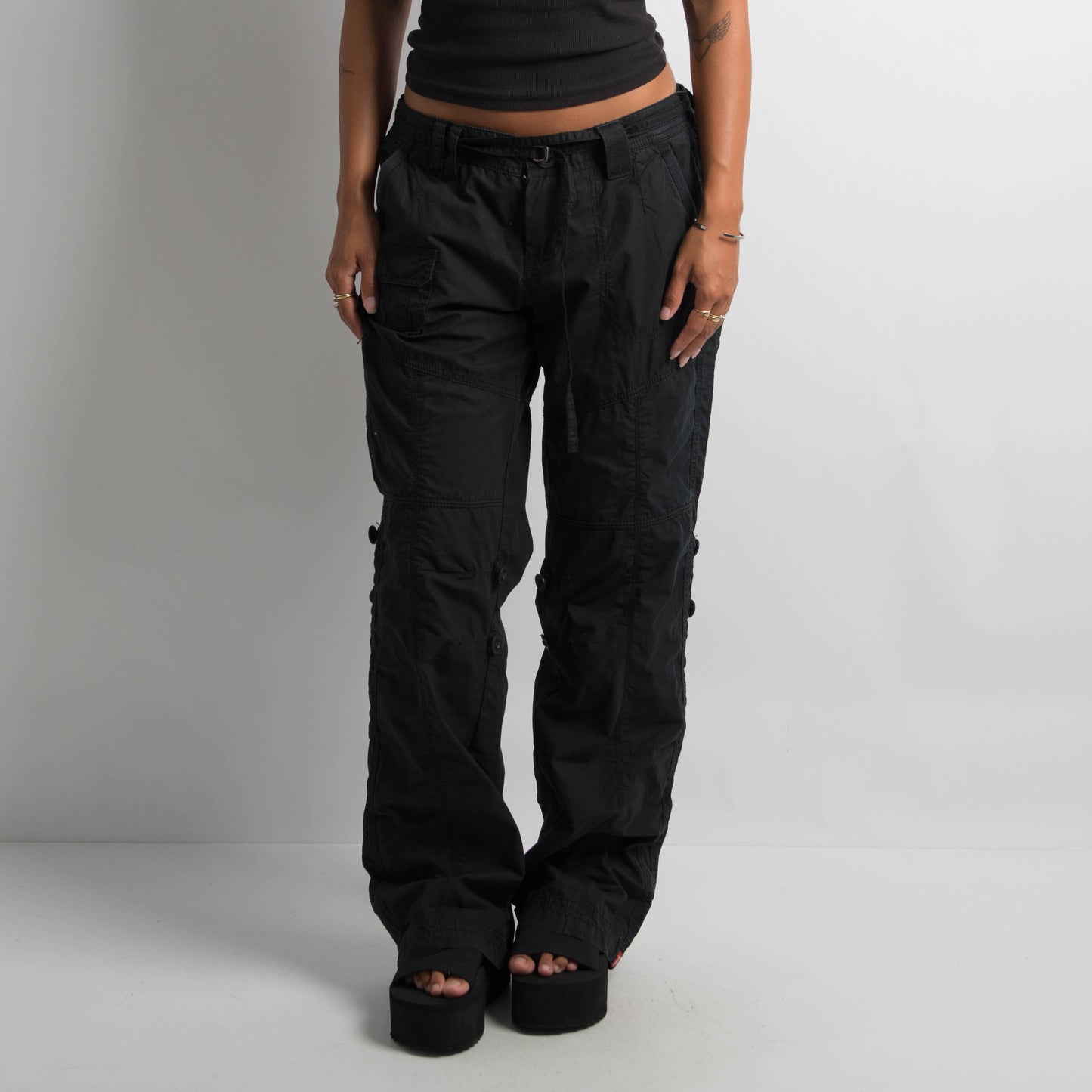 BLACK UTILITY CARGO PANTS