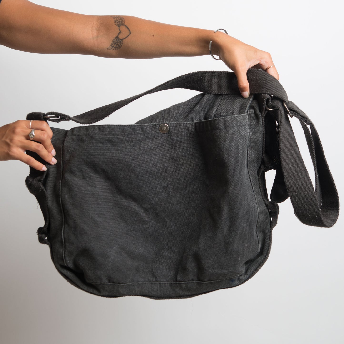 CHARCOAL SATCHEL BAG