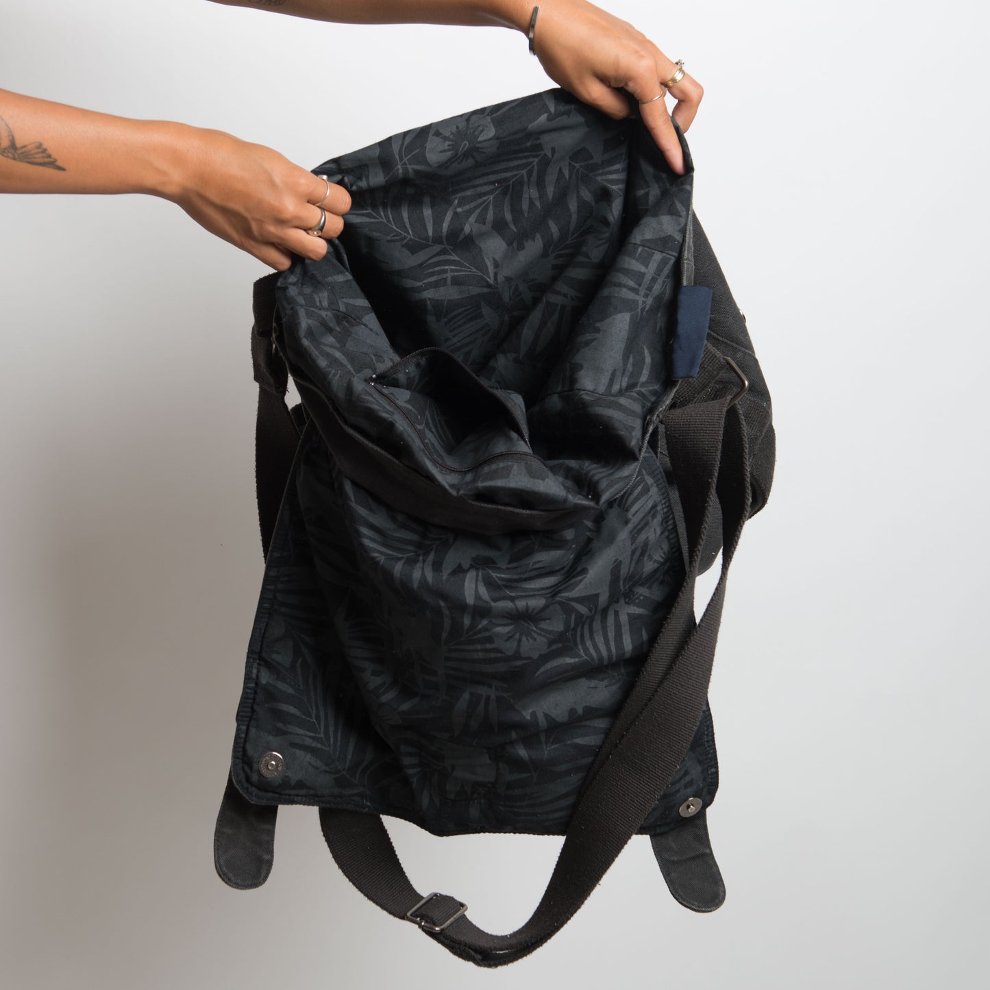 CHARCOAL SATCHEL BAG