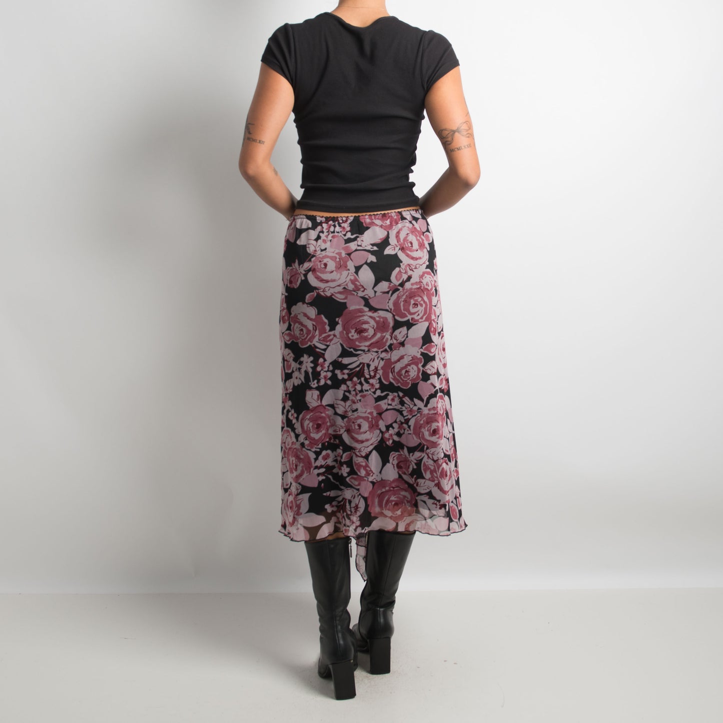 FLORAL ASYMMETRIC SKIRT