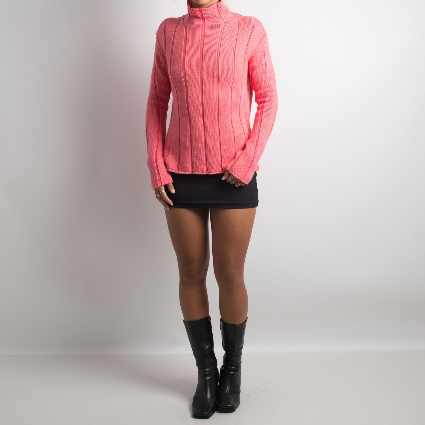 CORAL PINK KNIT