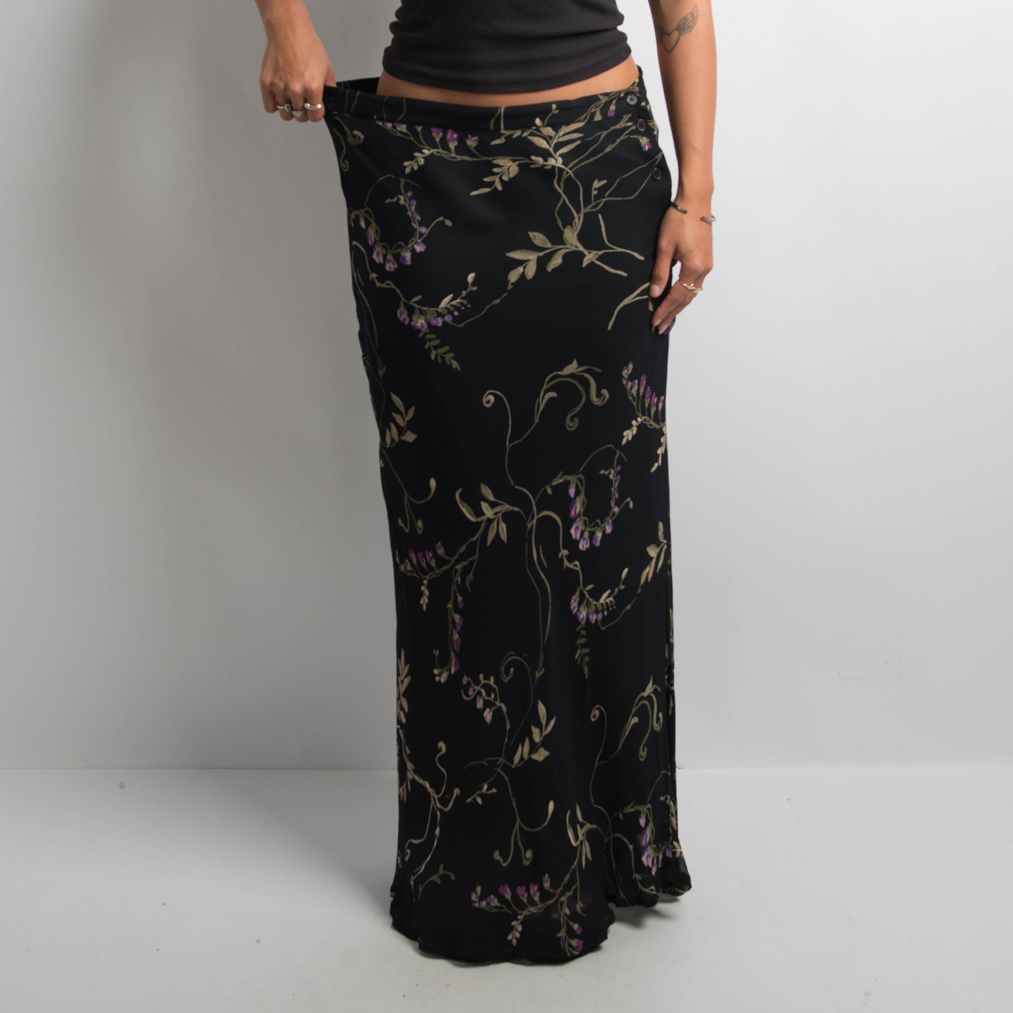 BLACK FLORAL MAXI SKIRT