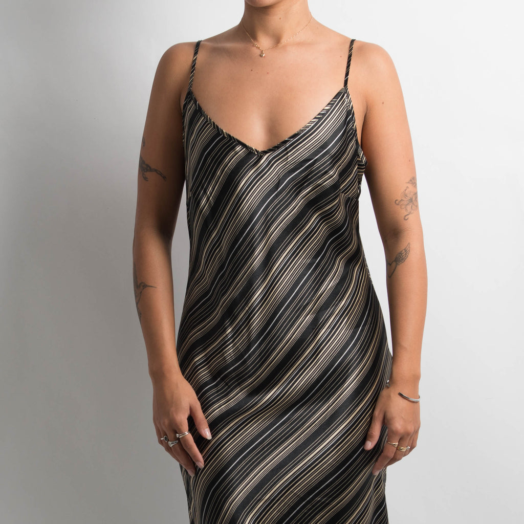 SATIN PATTERN MIDI DRESS