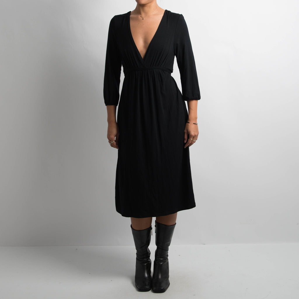 BLACK LONG SLEEVE DRESS