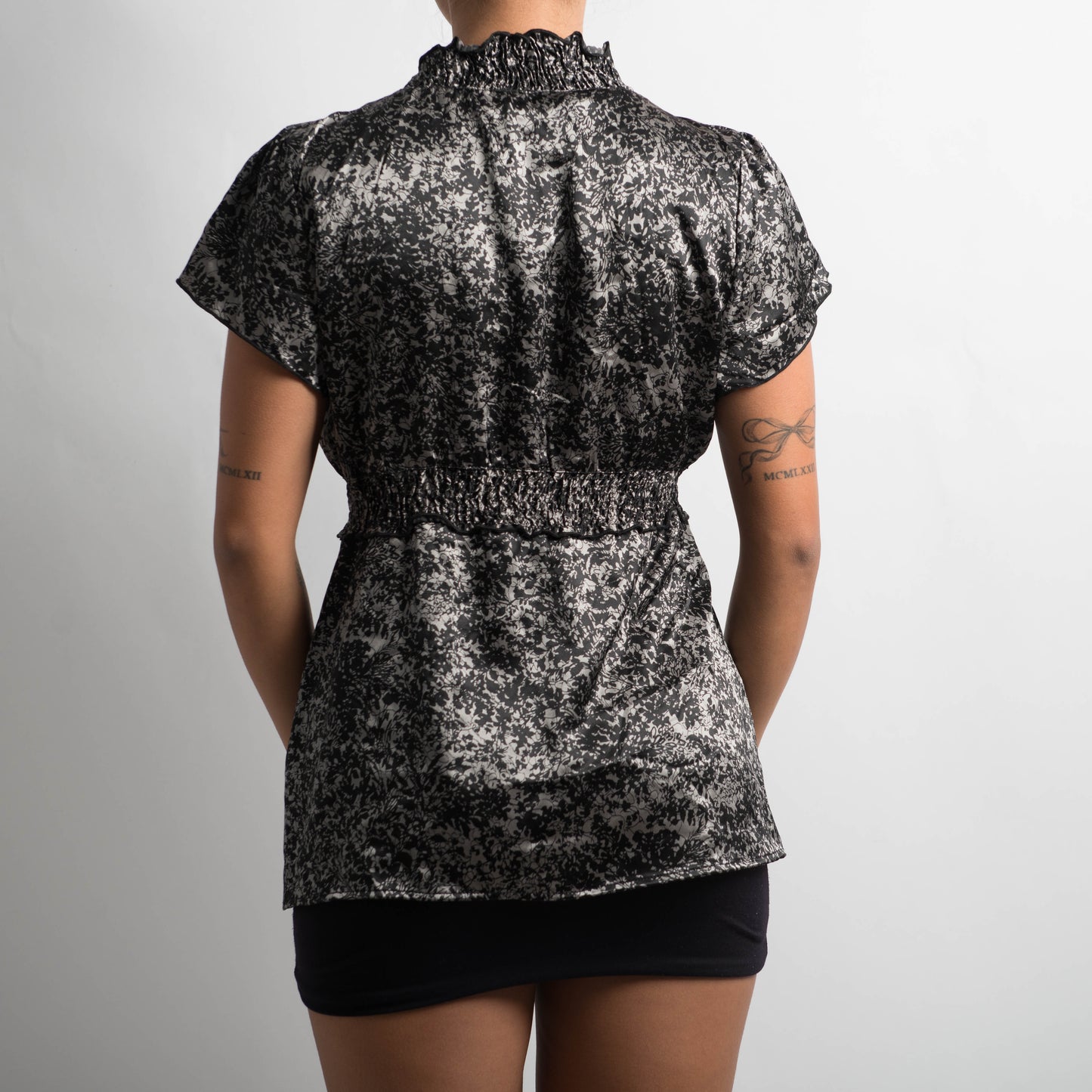 PATTERN SATIN TOP