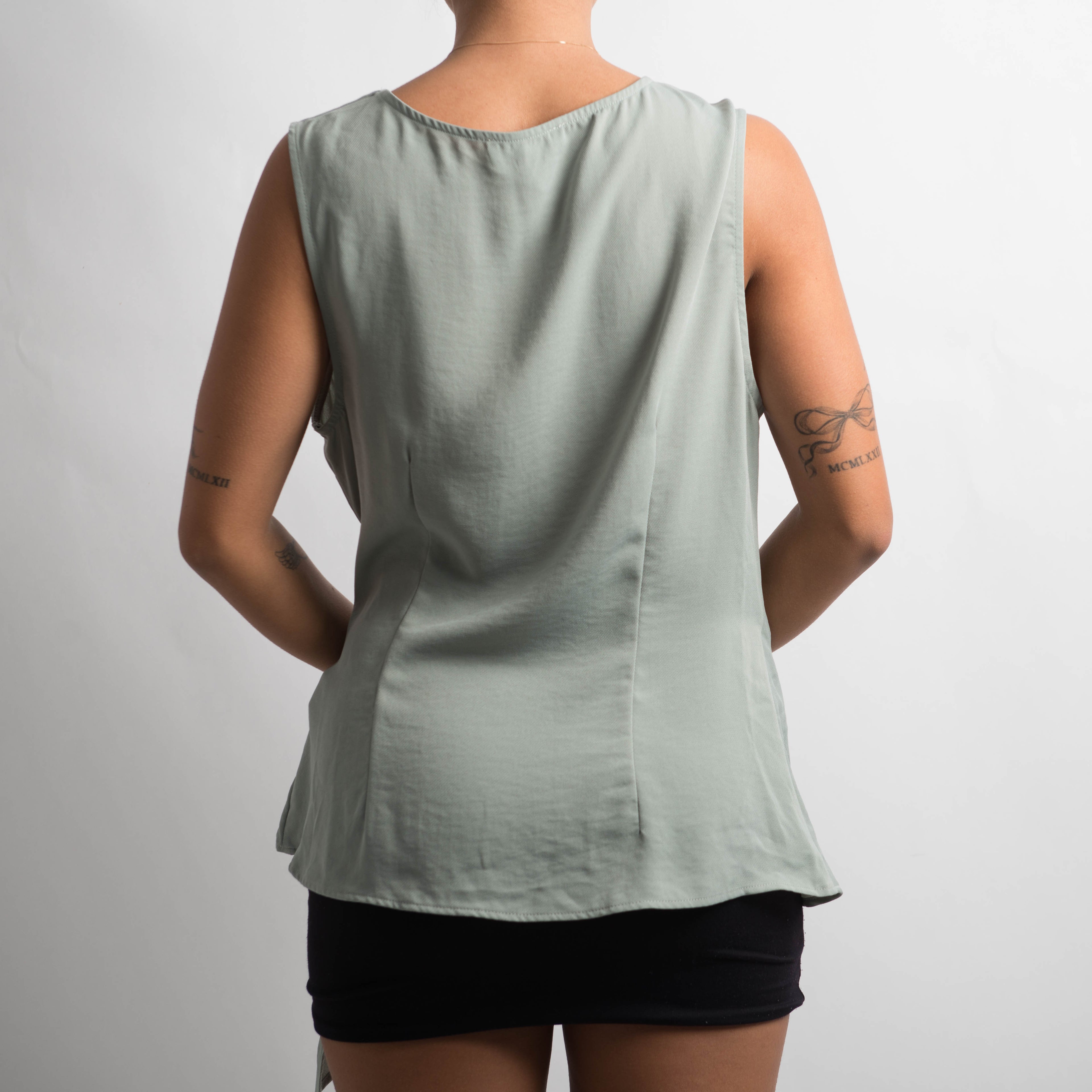 MUTED GREEN O RING TOP