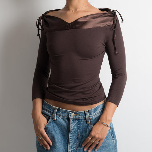 BROWN RIBBON 3/4 SLEEVE TOP