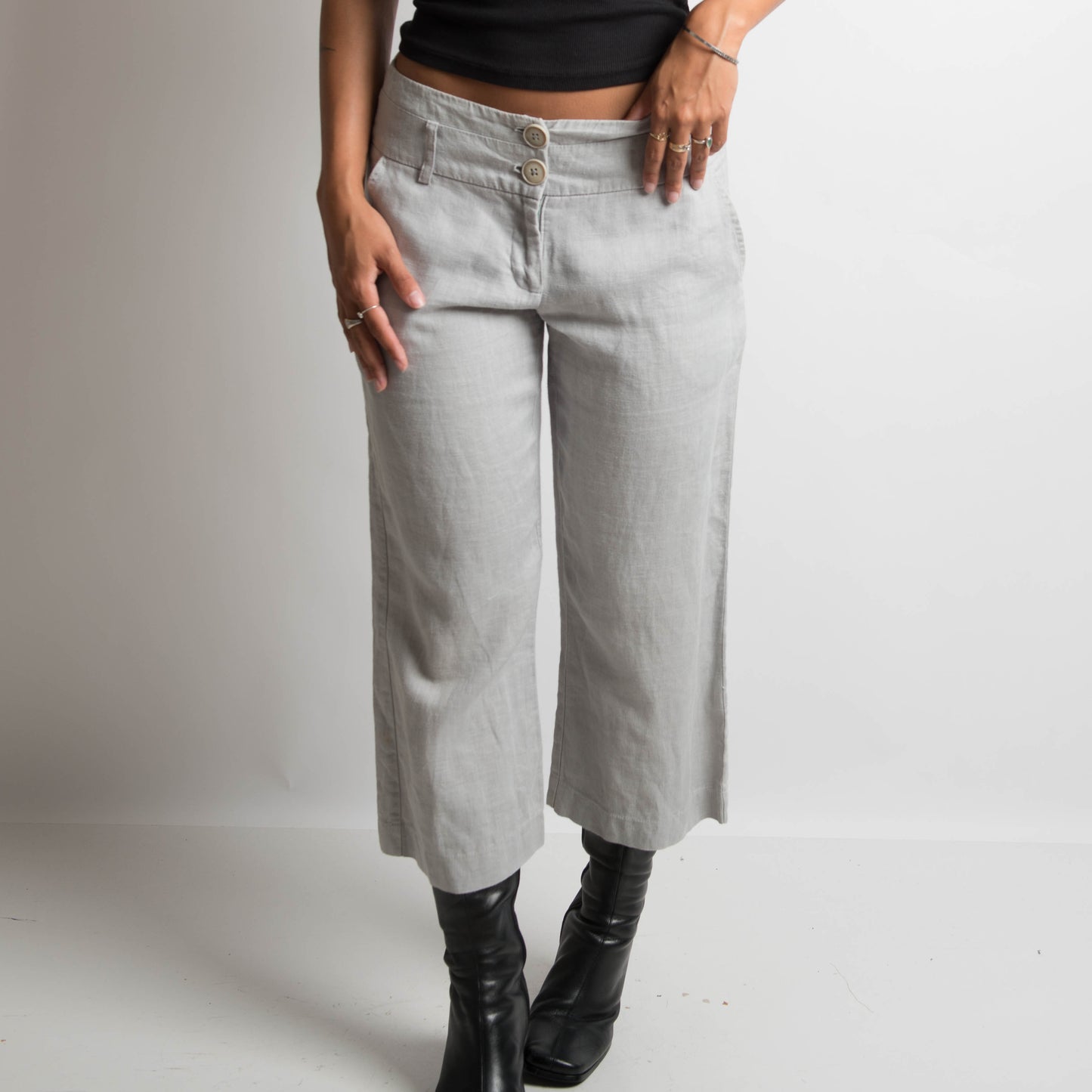 GREY LINEN CROPPED PANTS