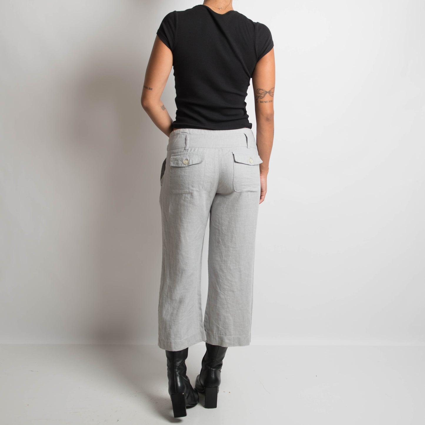 GREY LINEN CROPPED PANTS