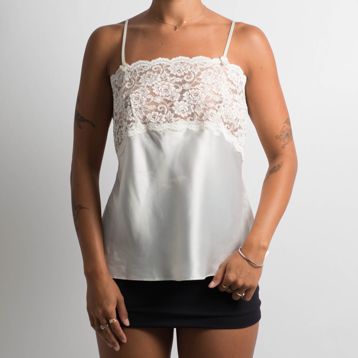 WHITE LACE SATIN CAMISOLE