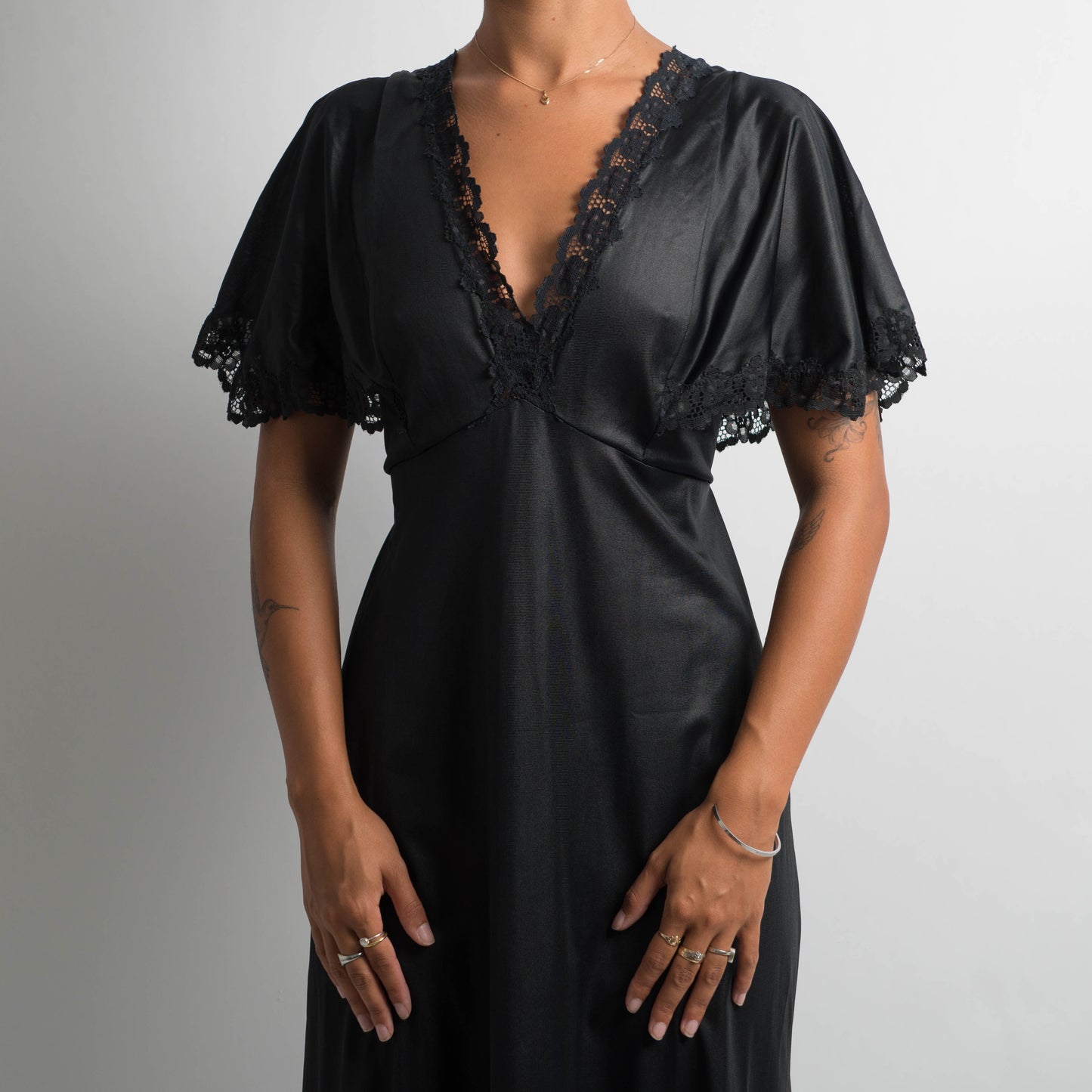 VINTAGE BLACK MAXI NIGHTGOWN