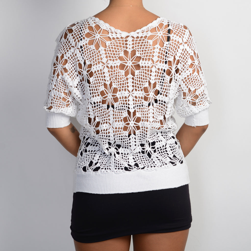 WHITE CROCHET KNIT TOP