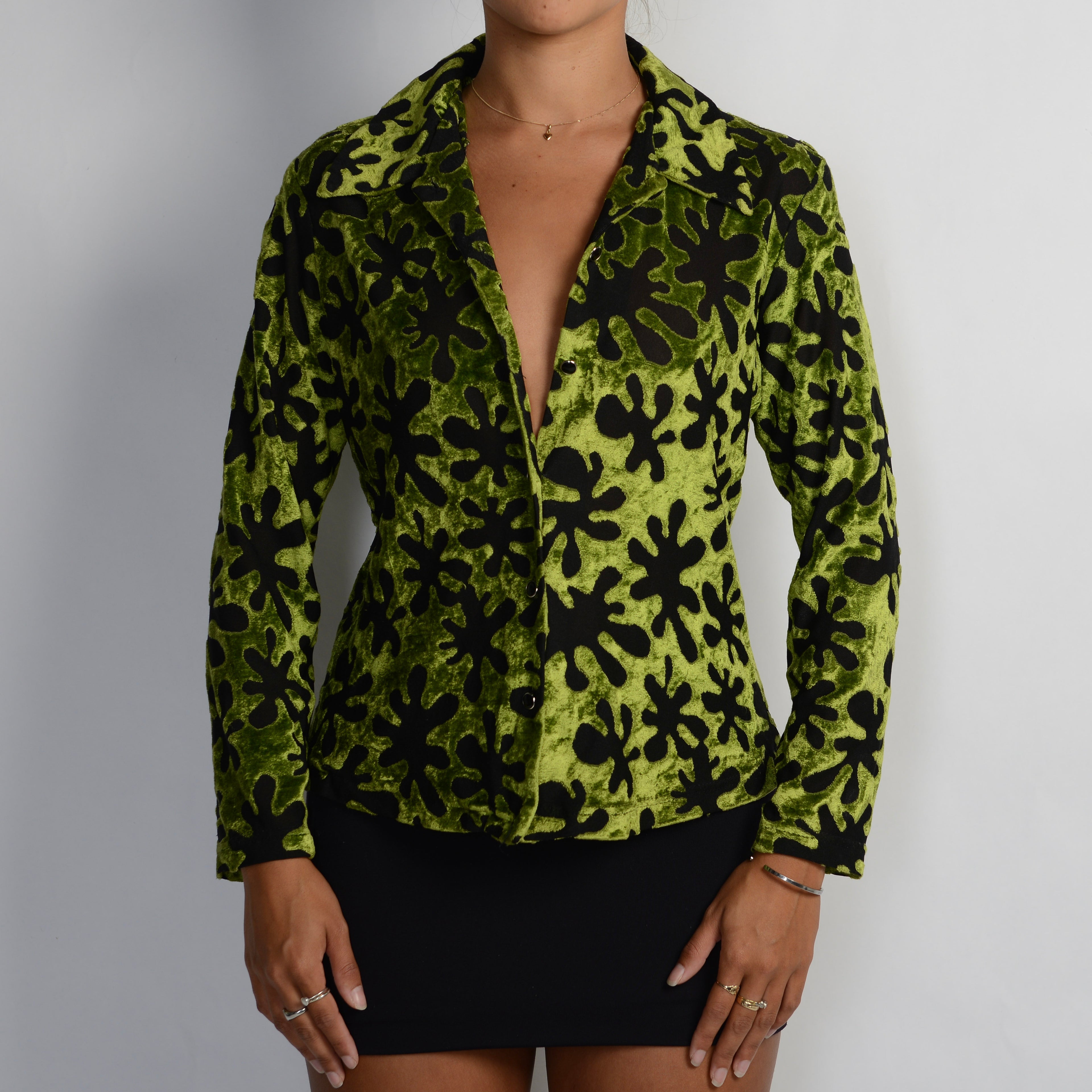 VELOUR PATTERN BLOUSE