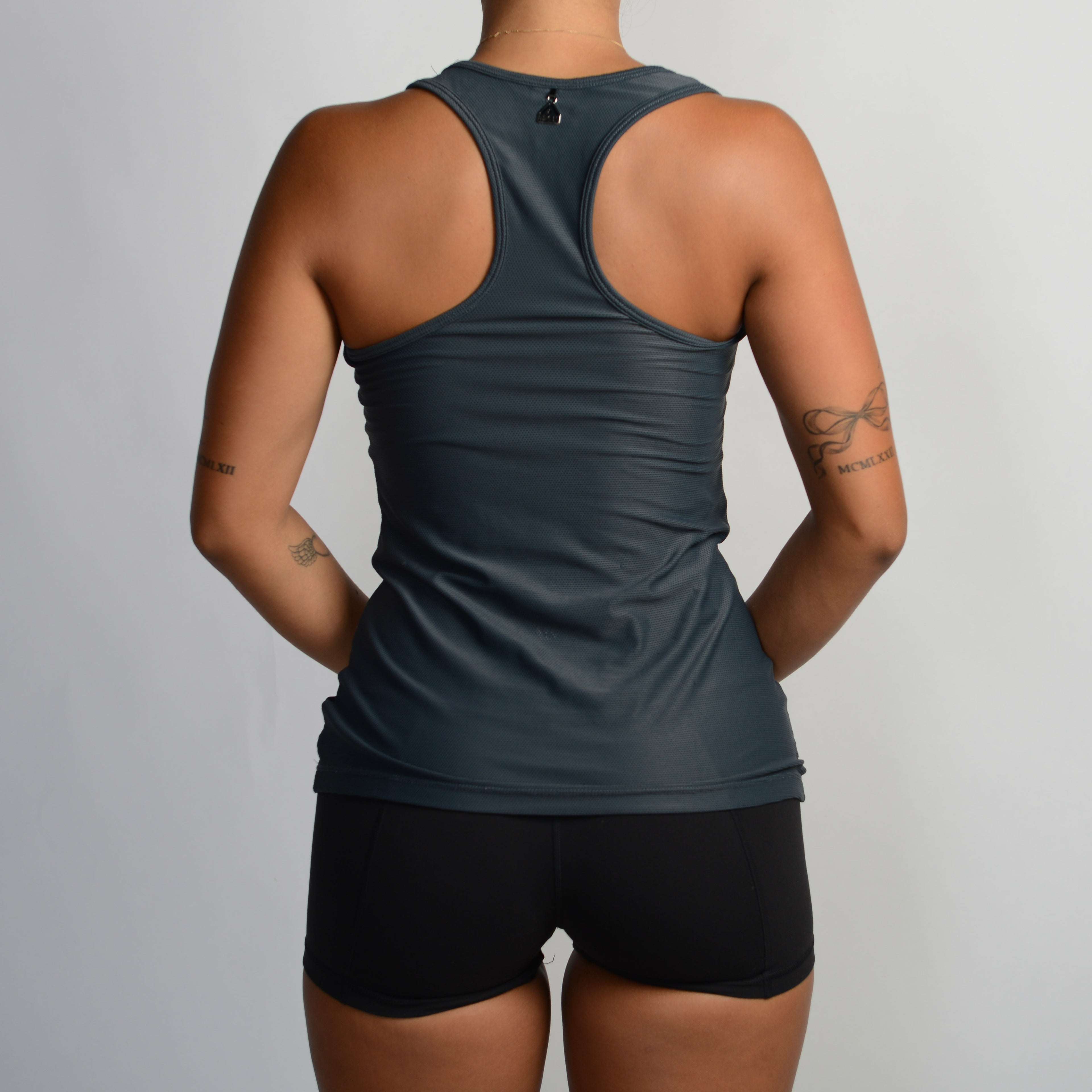 CHARCOAL ACTIVE TANK TOP