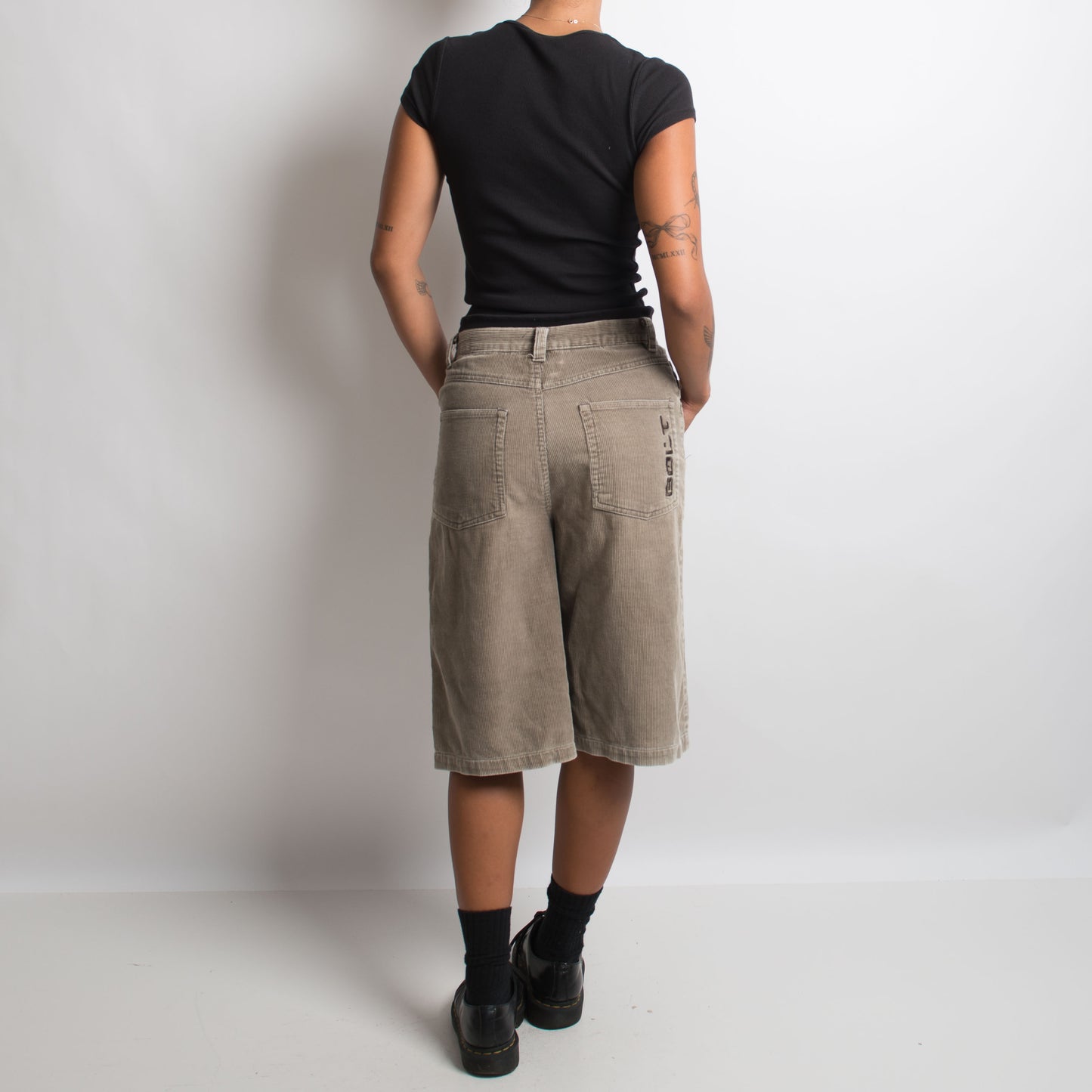 TAUPE CORDUROY JORTS