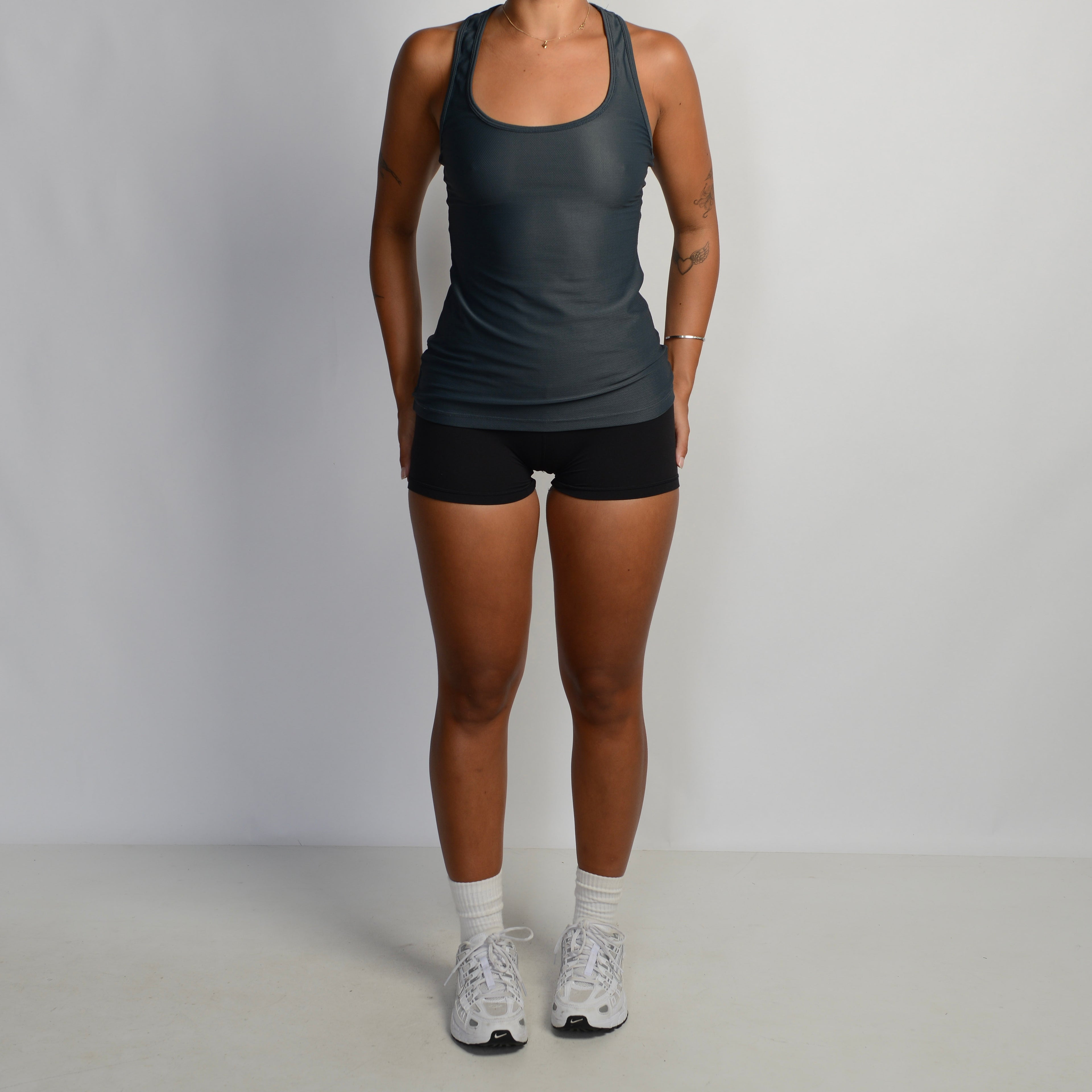 CHARCOAL ACTIVE TANK TOP