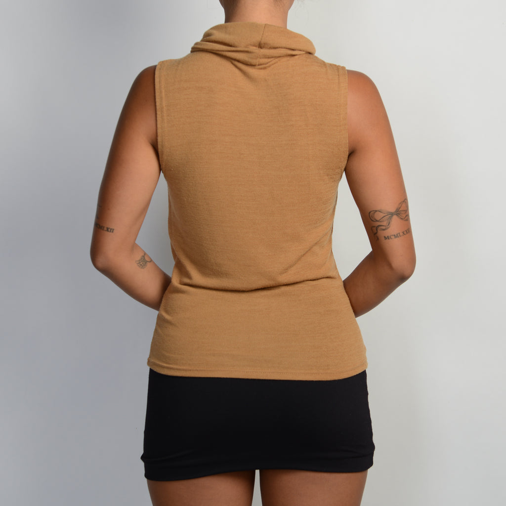 BROWN SLEEVELESS TOP