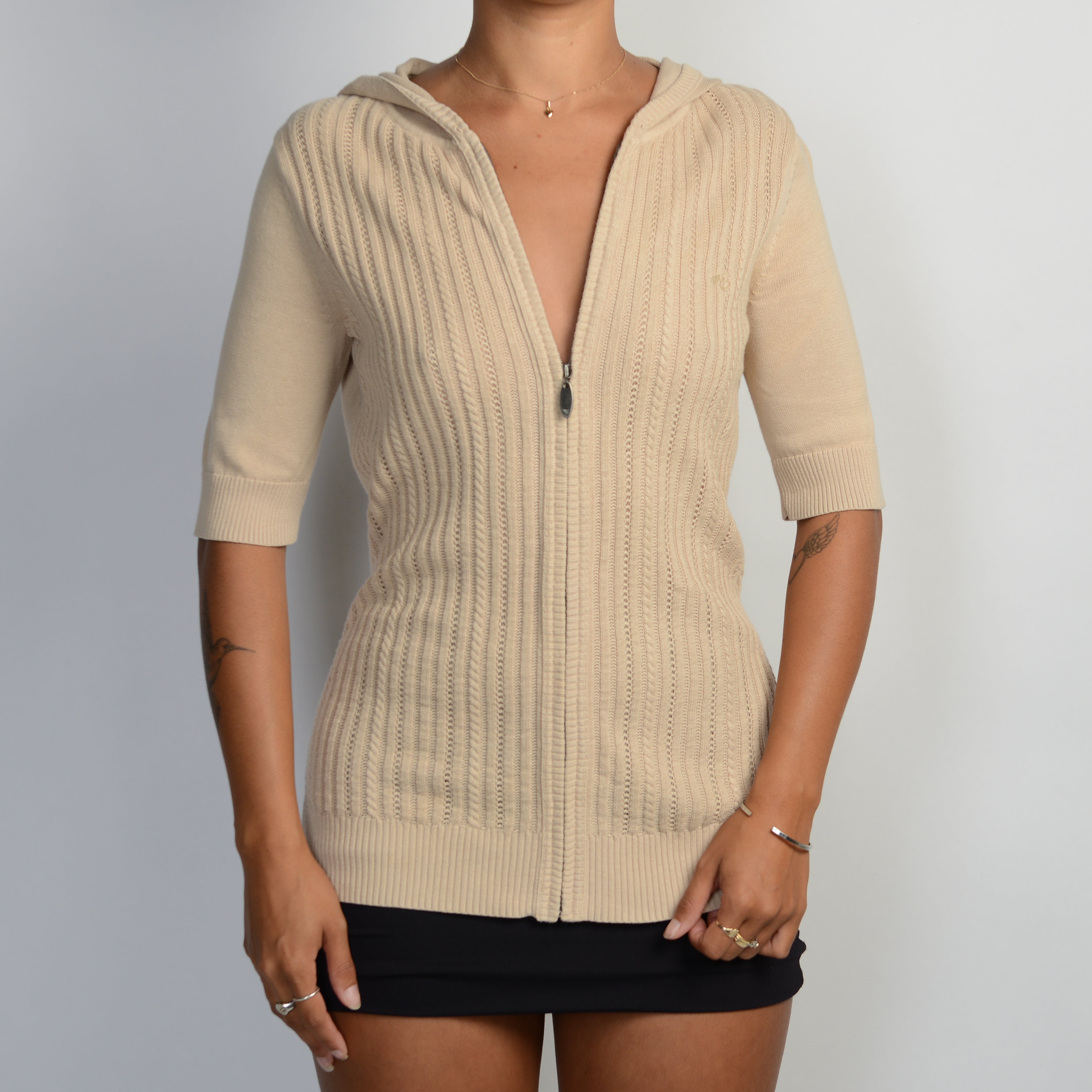 BEIGE HOODED KNIT TOP