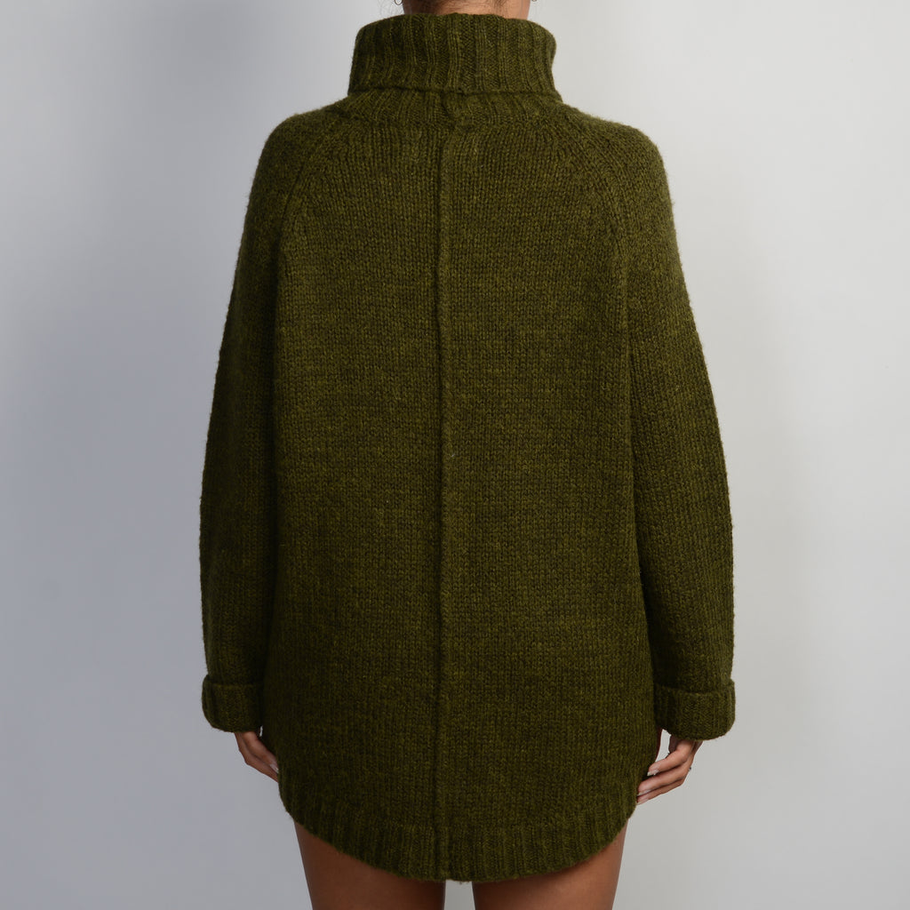 KHAKI TURTLENECK SWEATER