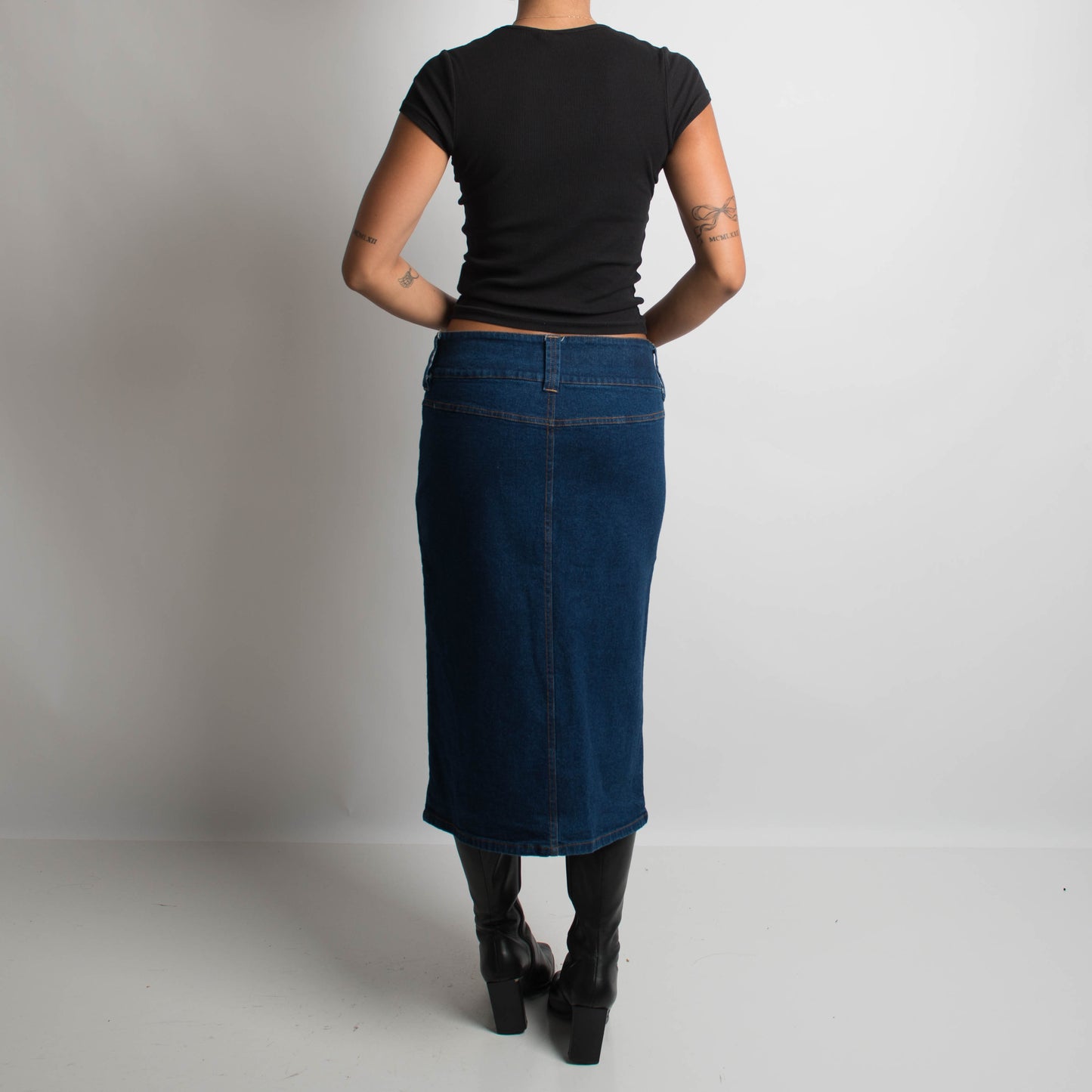 JUPE MIDI EN DENIM FONCÉ