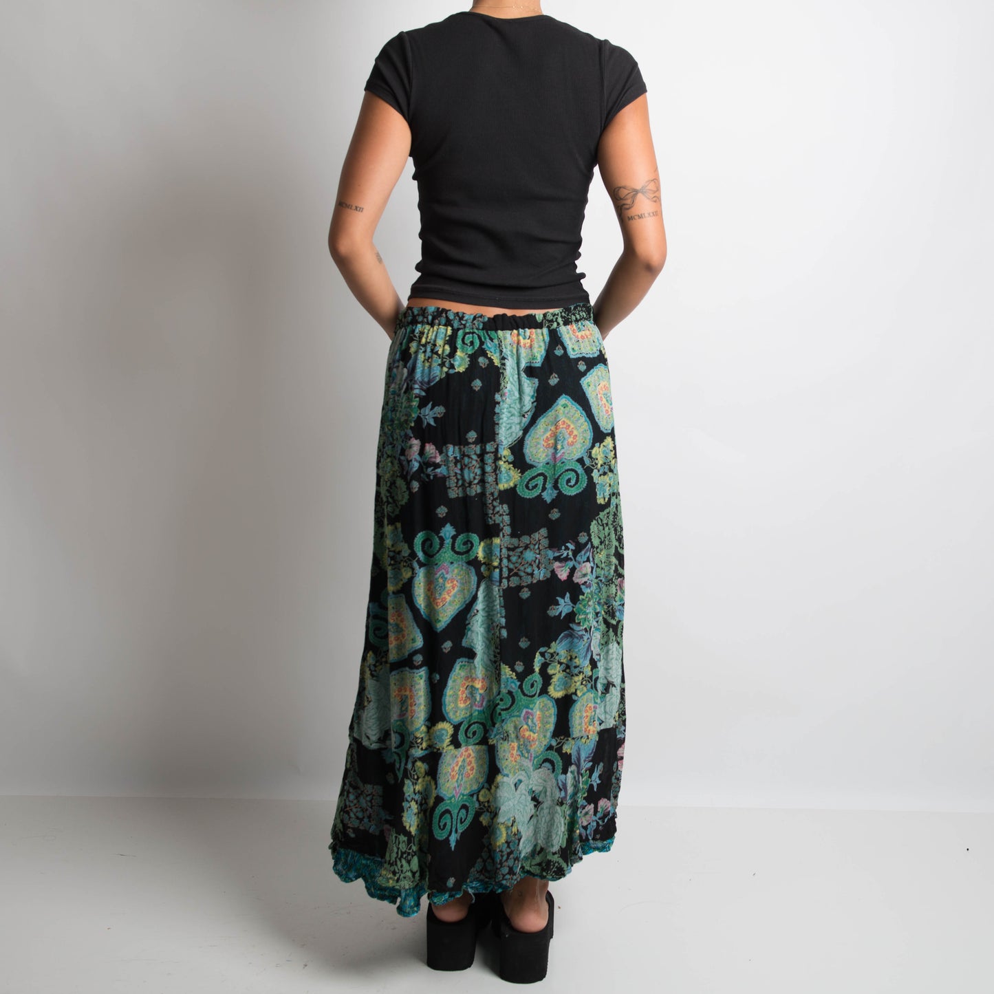 REVERSIBLE MIDI SKIRT