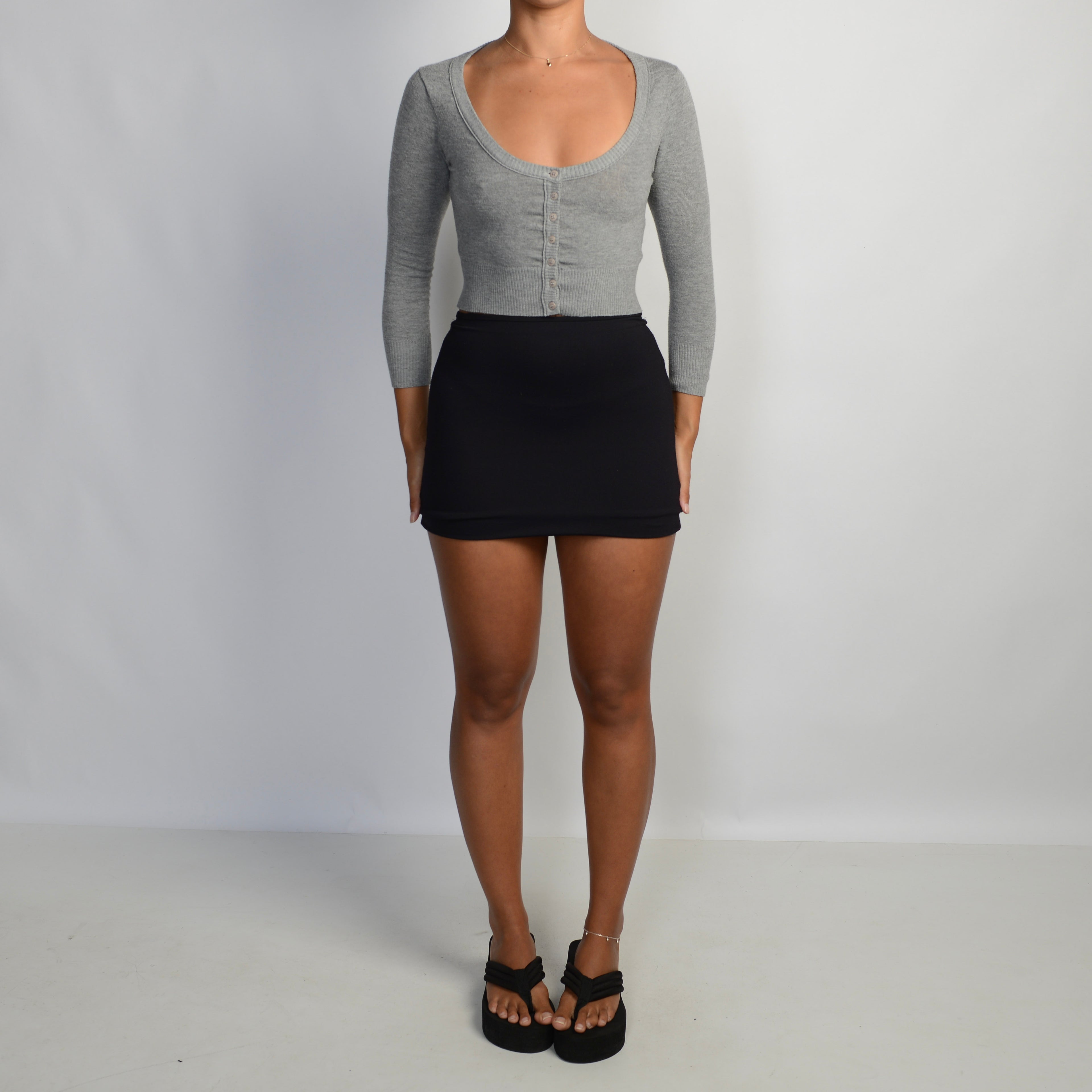 GREY CROP CARDIGAN