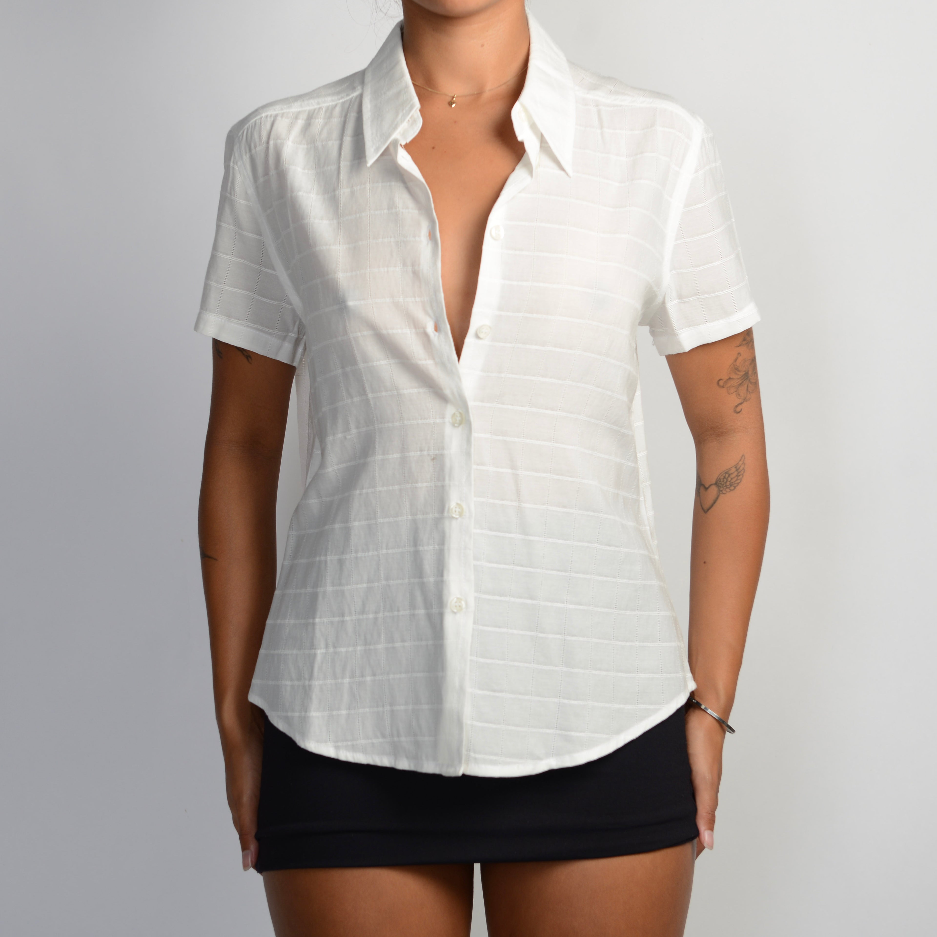 WHITE SHORT SLEEVE BLOUSE