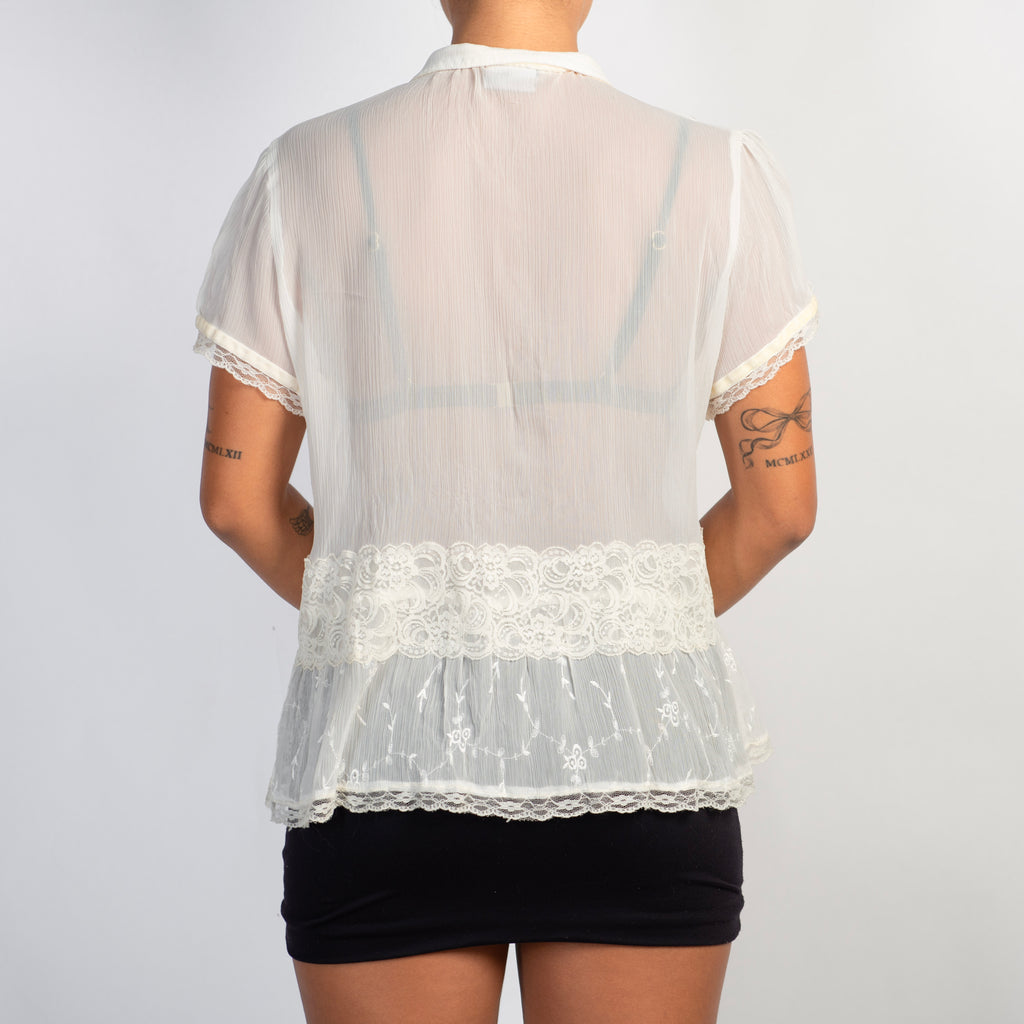 CREAM LACE BLOUSE
