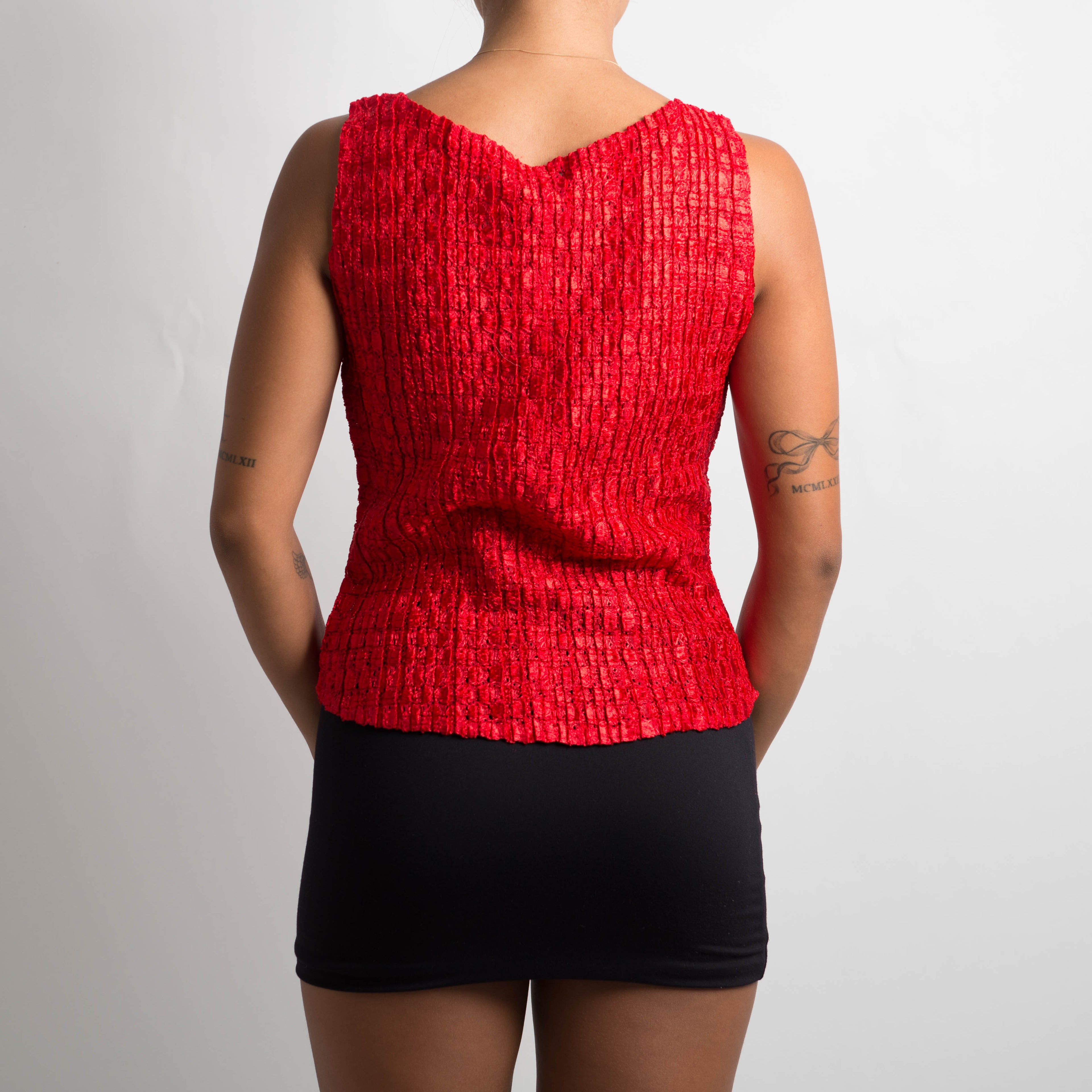 RED TEXTURED TOP