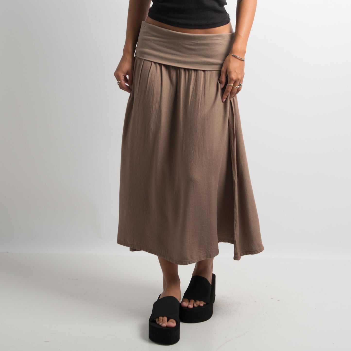 BROWN LONGLINE SKIRT