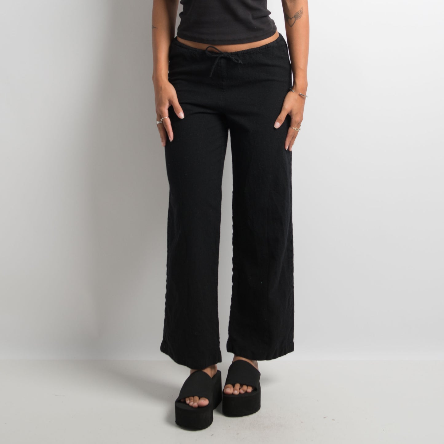 BLACK WOOL PANTS