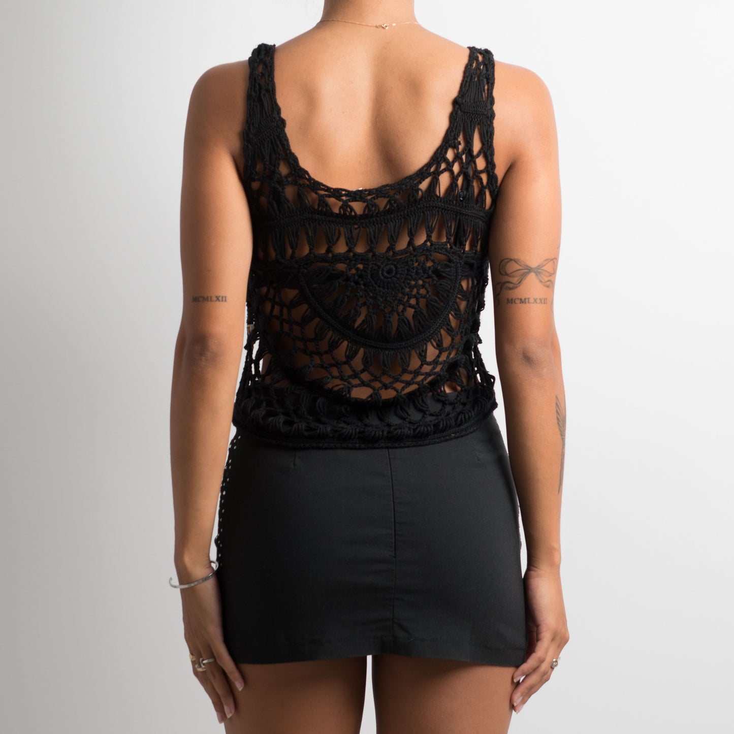 BLACK CROCHET TOP