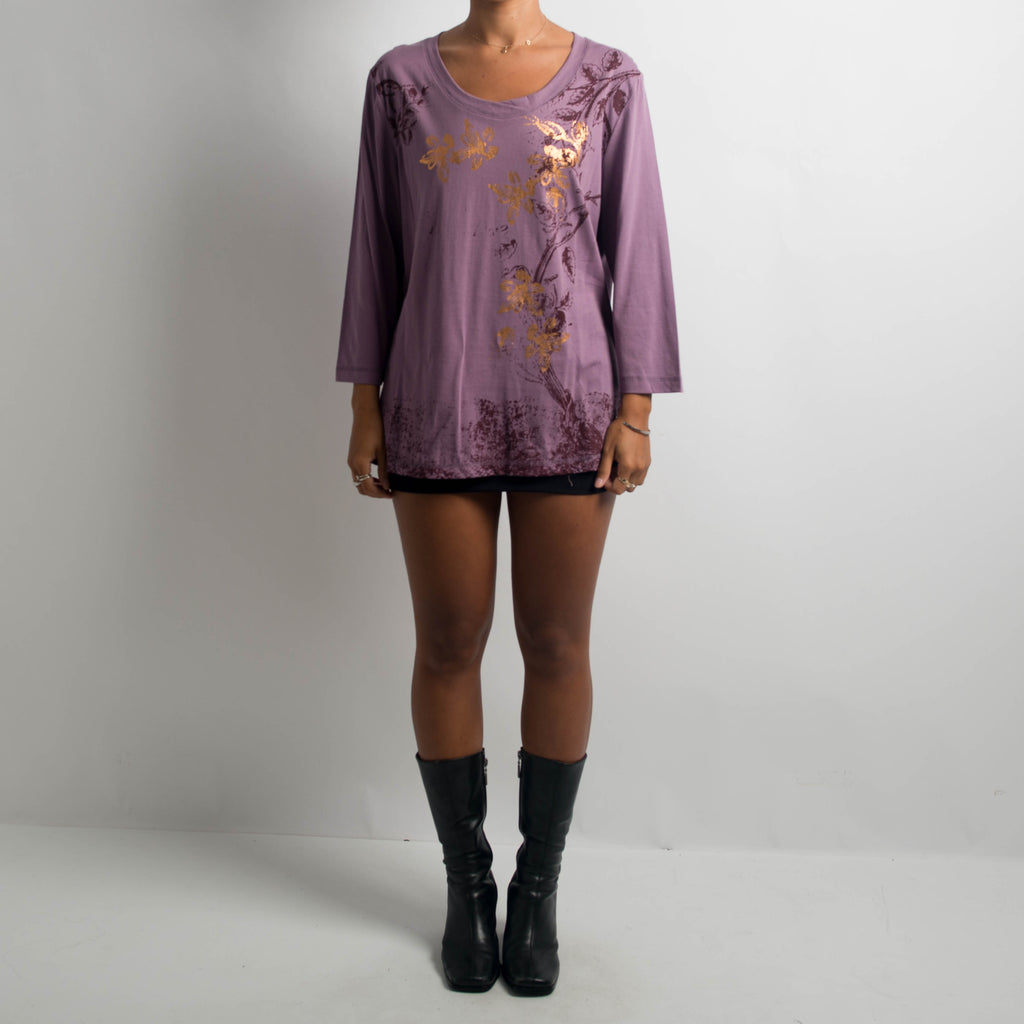 PURPLE GRAPHIC TOP