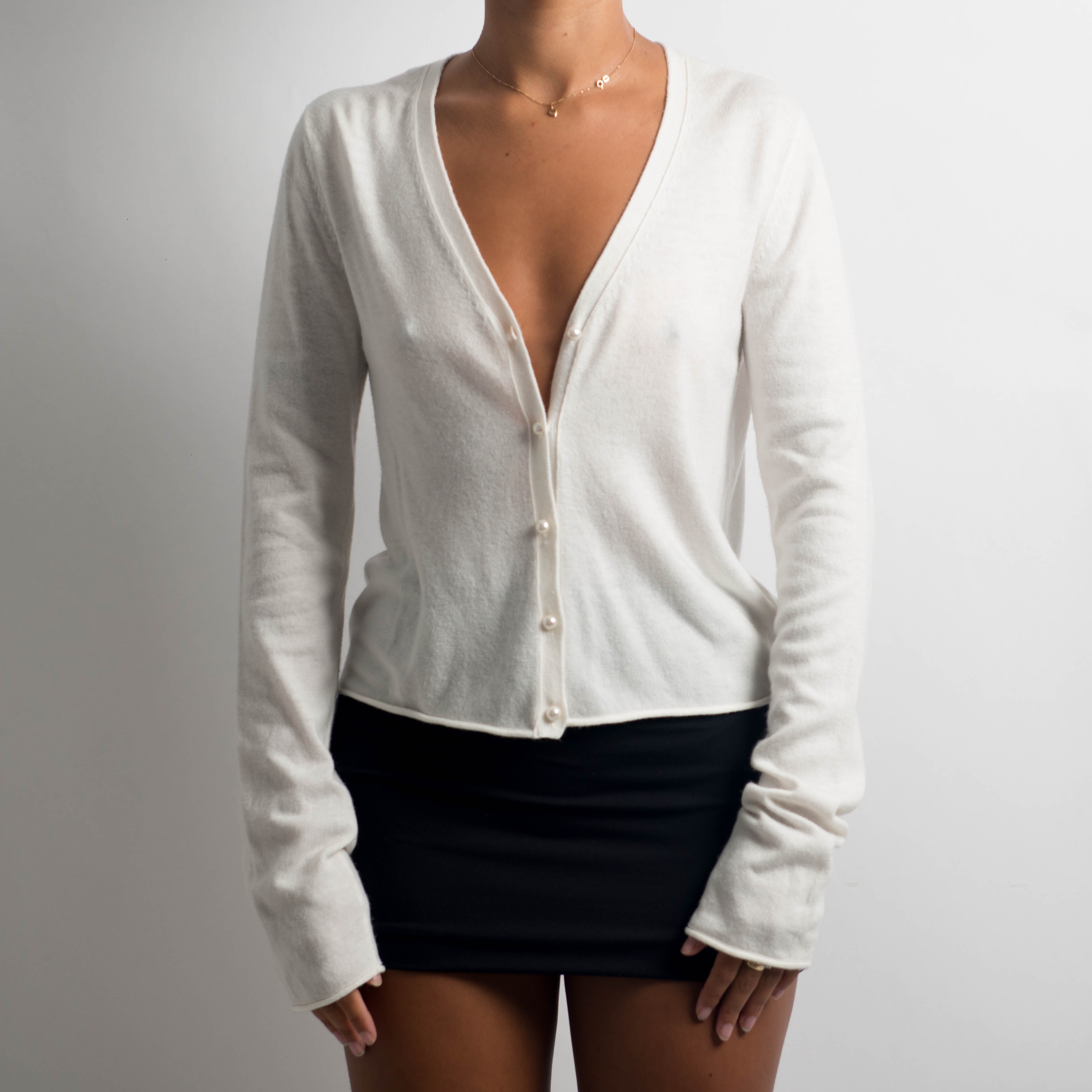 WHITE KNIT CARDIGAN