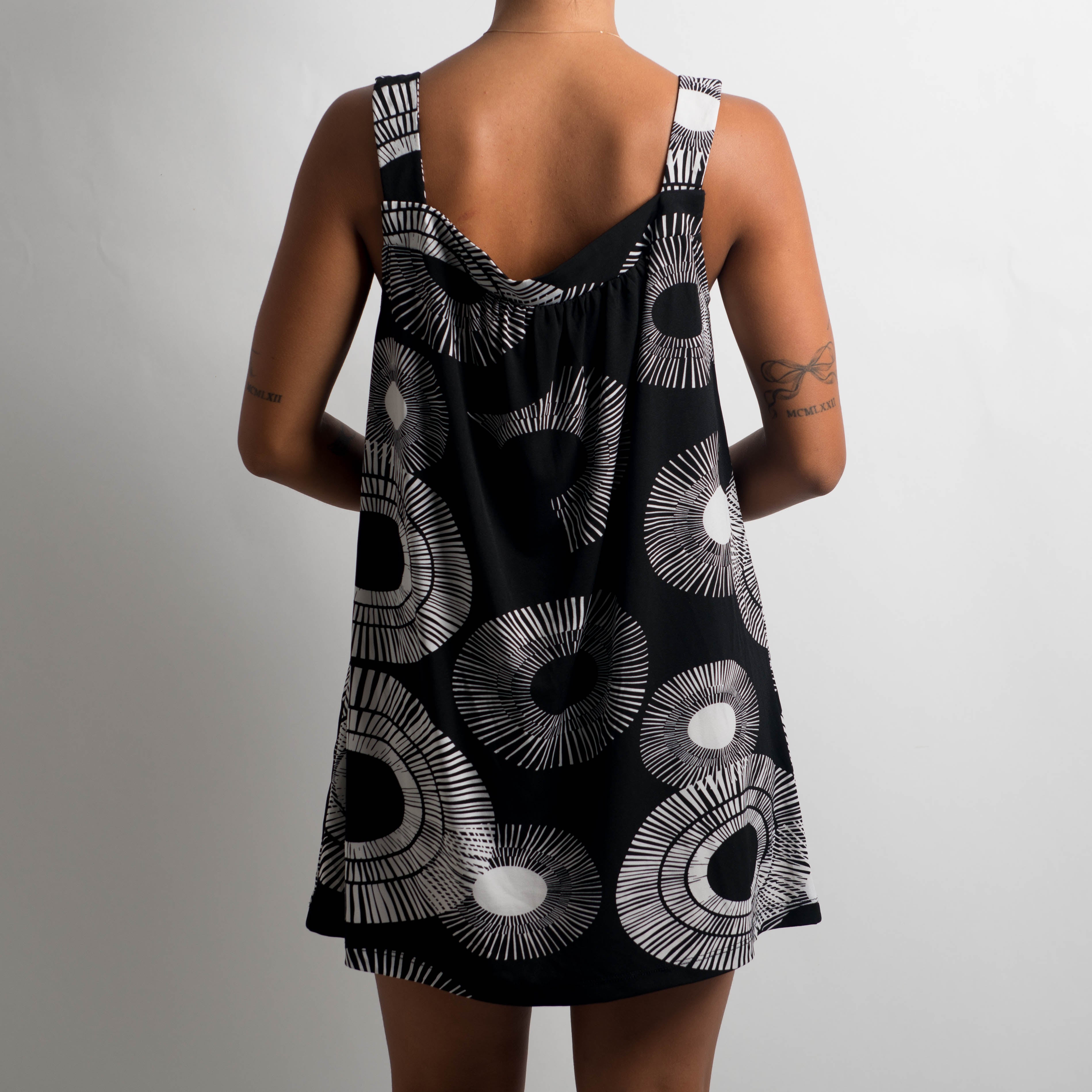 BLACK PATTERN MINI DRESS