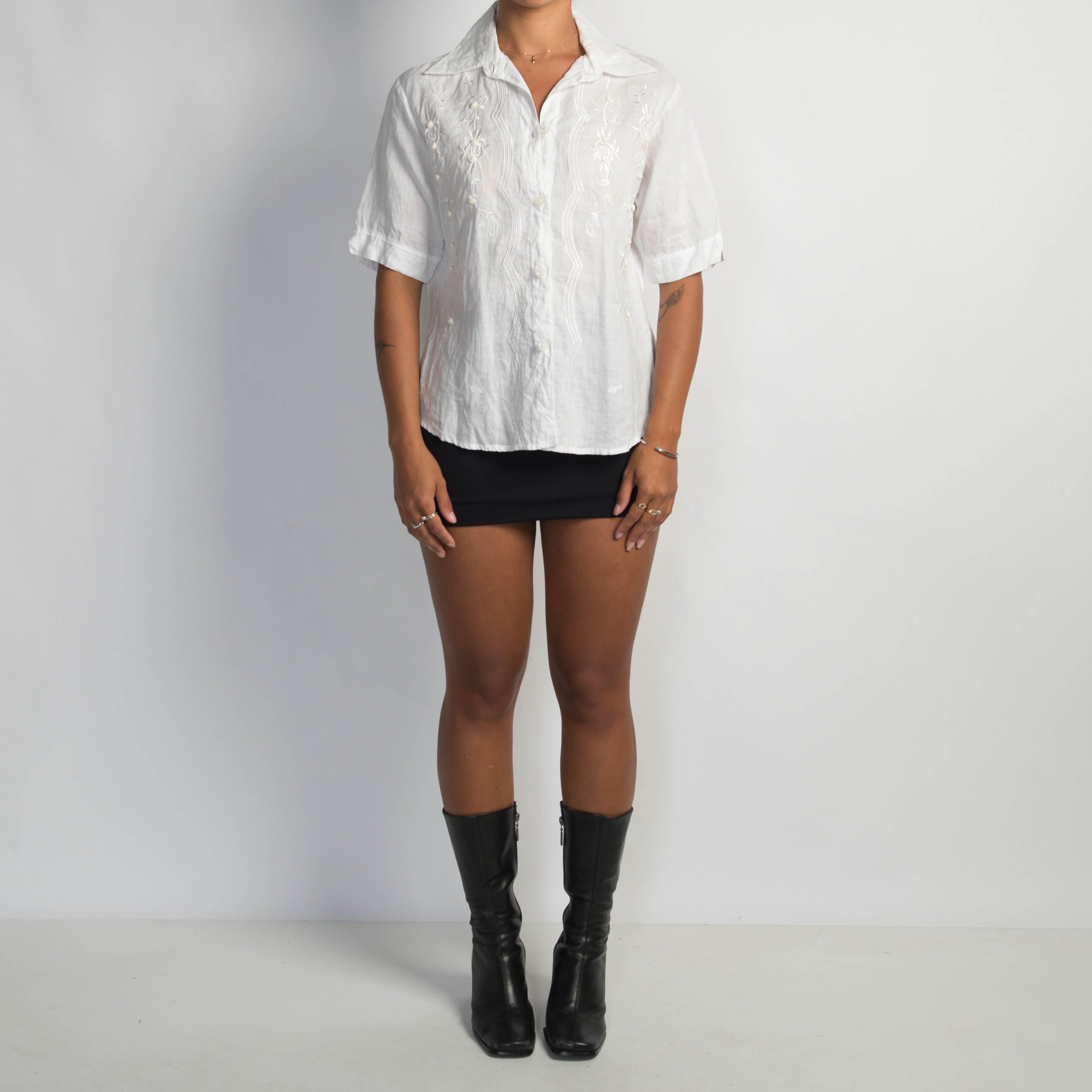 WHITE LINEN BLOUSE