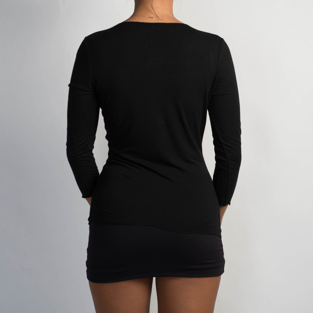 BLACK TWIST FRONT TOP