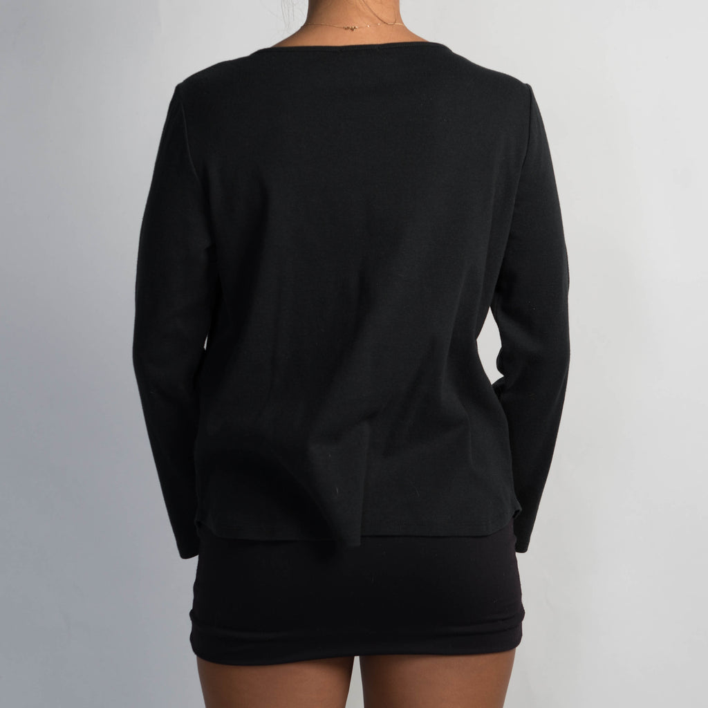 BLACK LONG SLEEVE TOP