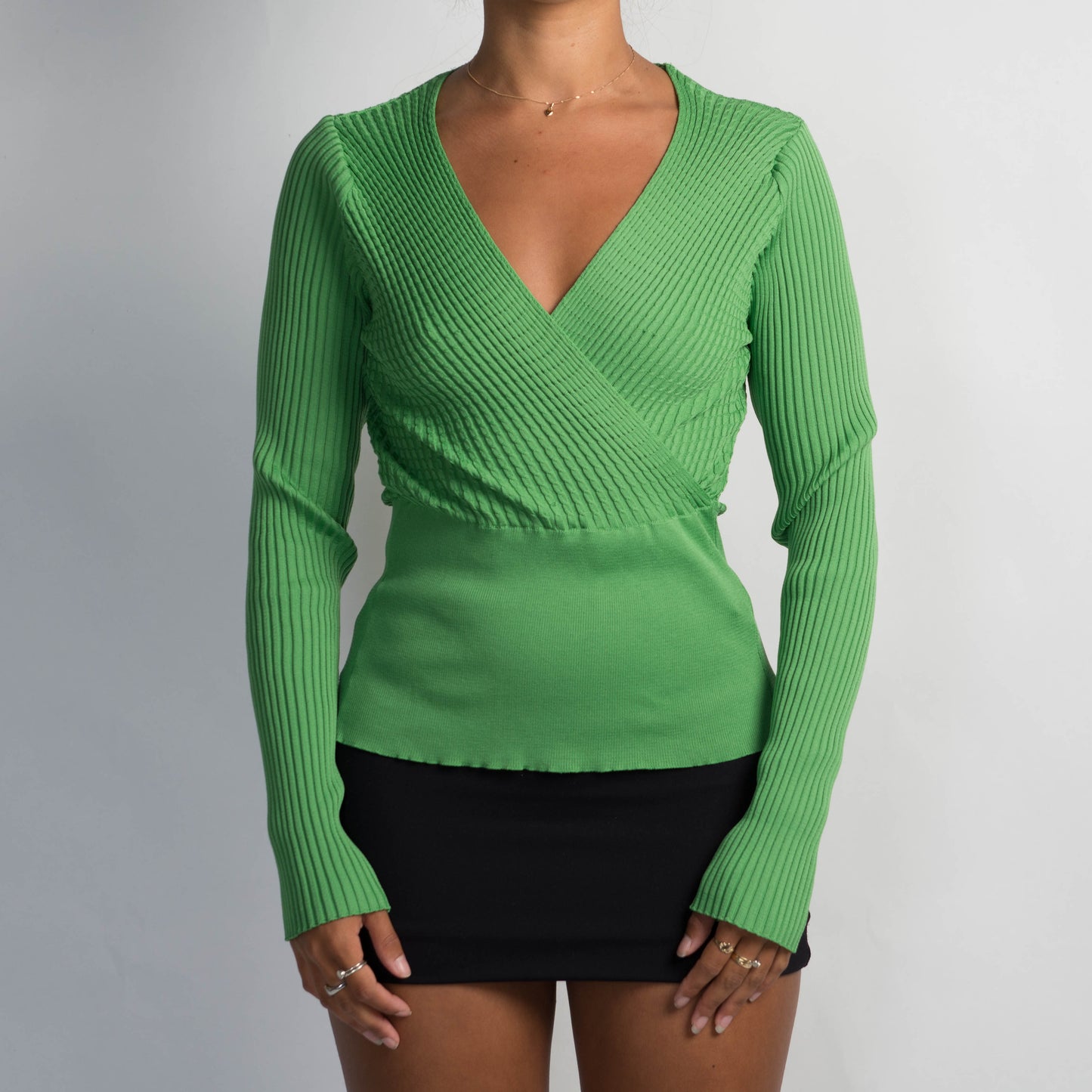 GREEN TEXTURED LONG SLEEVE TOP