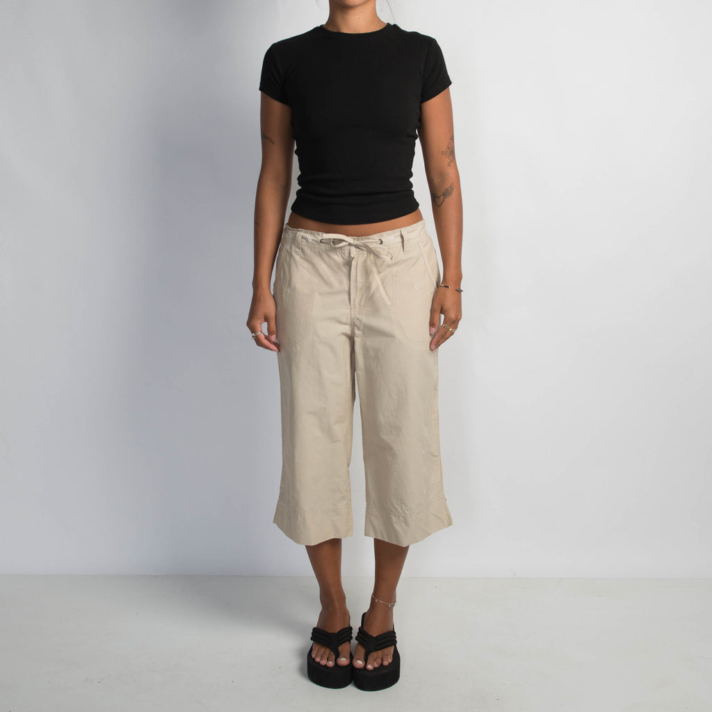 CREAM CROP TROUSERS