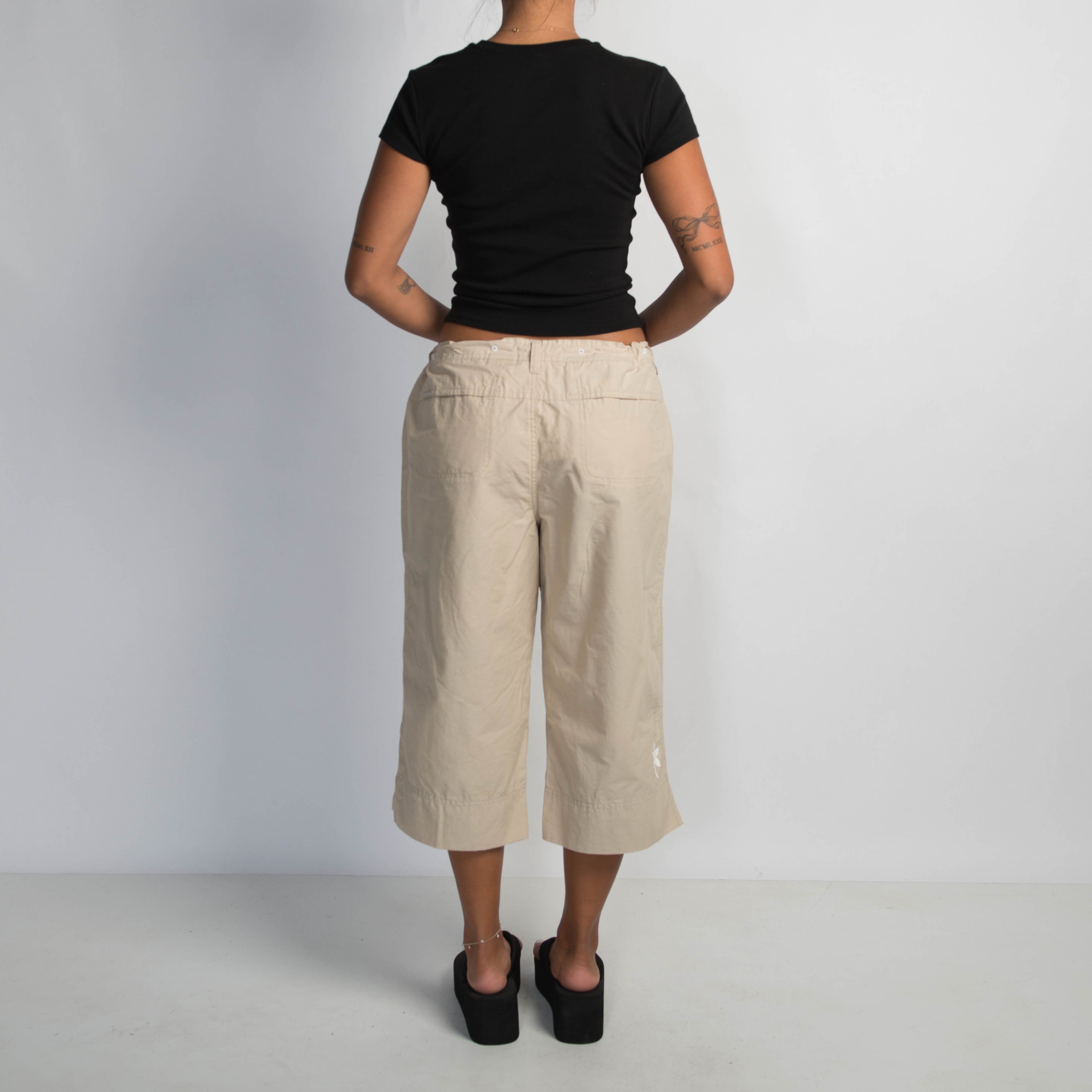 CREAM CROP TROUSERS