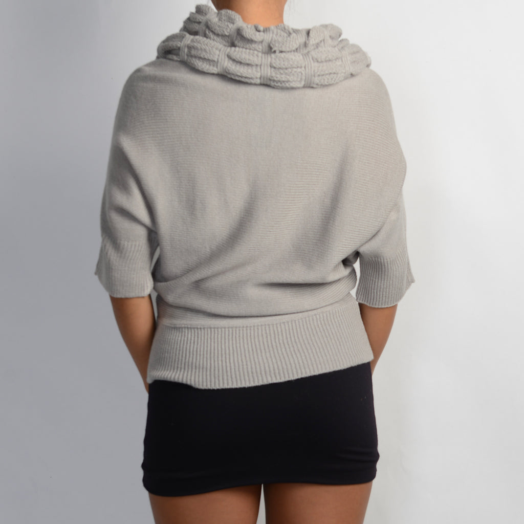 GREY KNIT TURTLENECK TOP