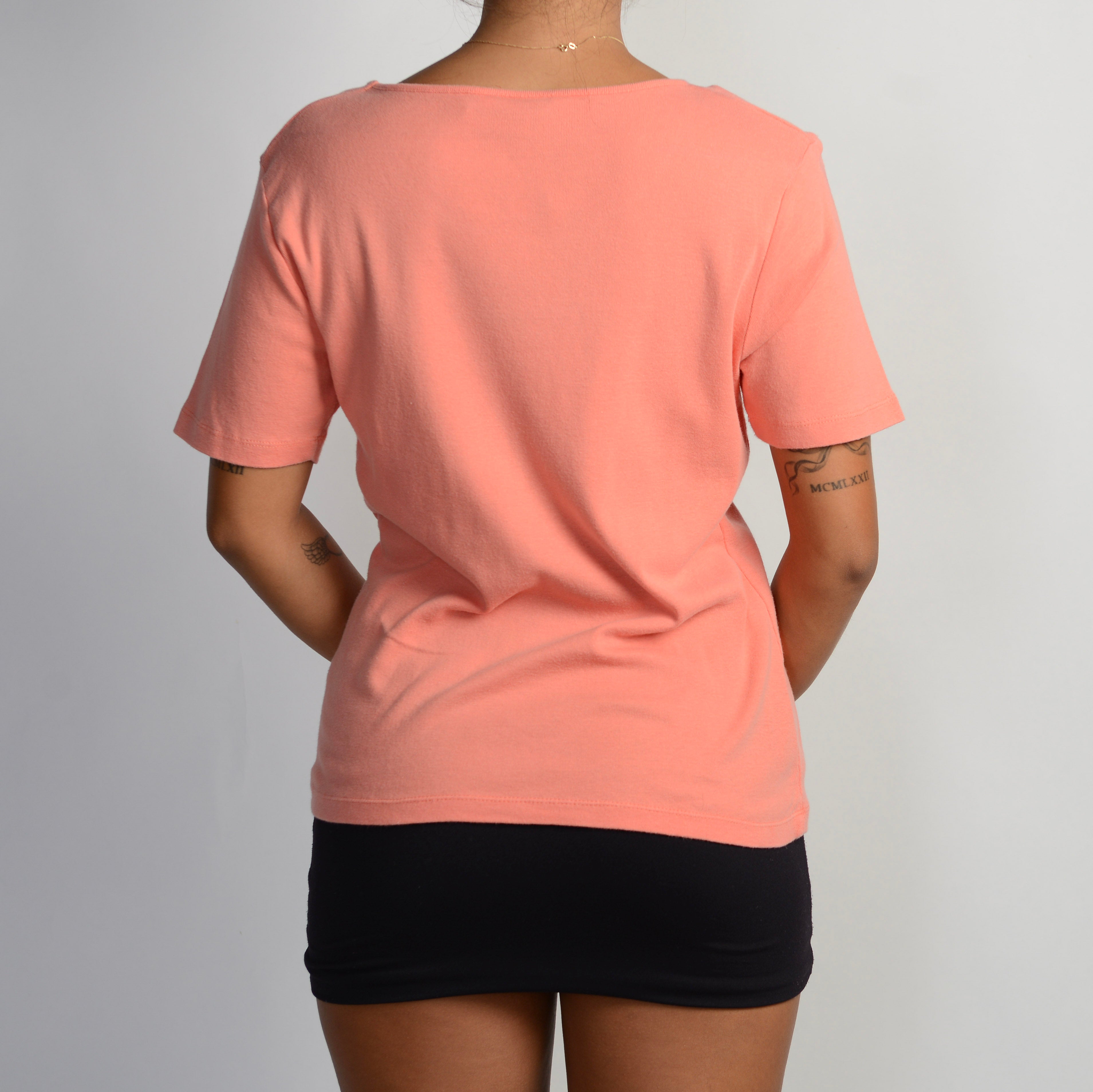 PEACH GRAPHIC TEE