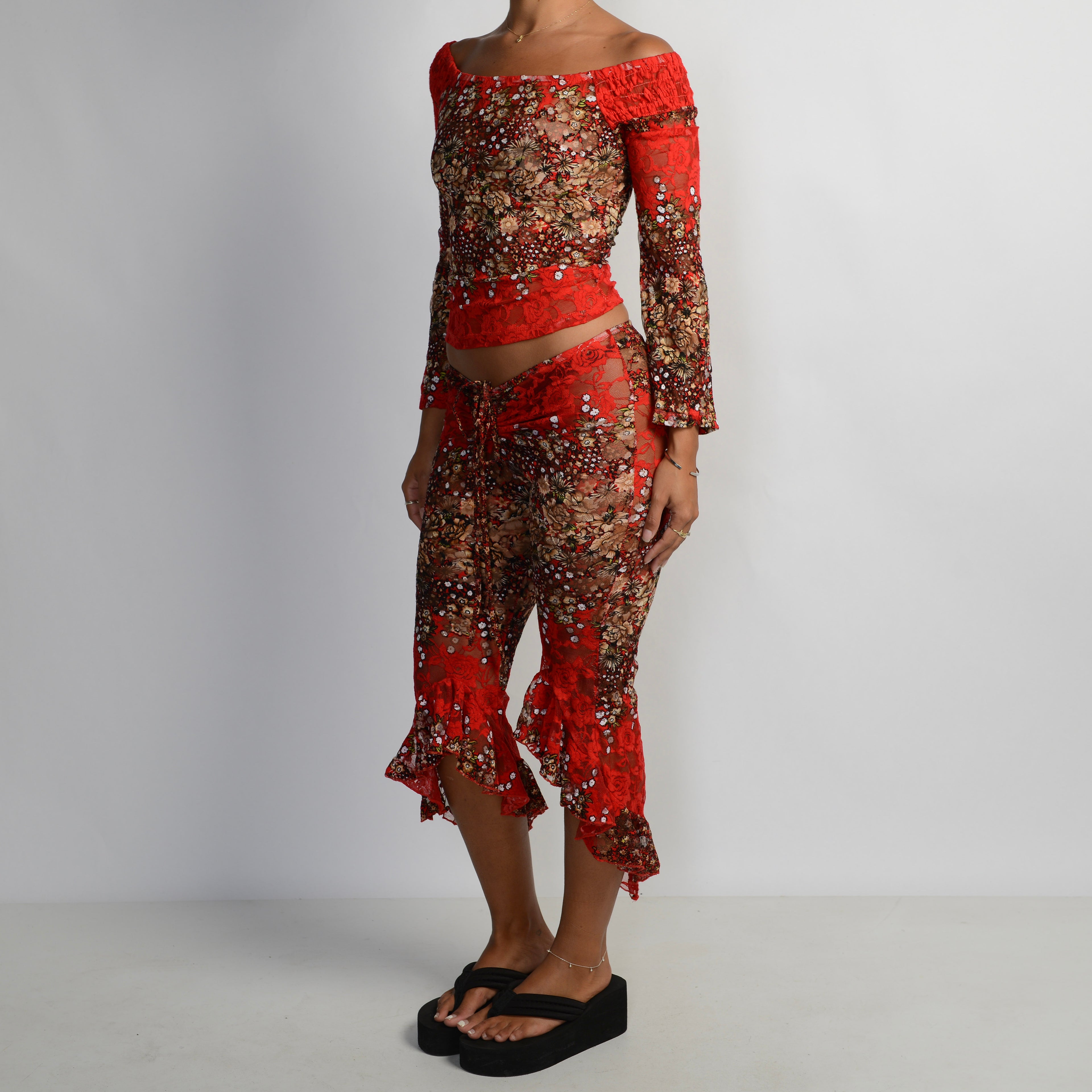 RED LACE 2 PIECE SET