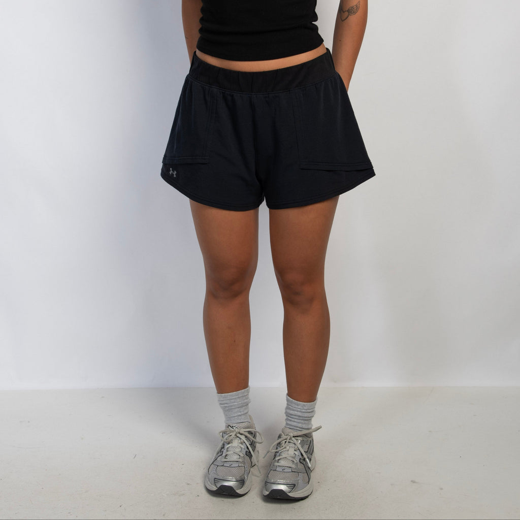 BLACK LOUNGE SHORTS