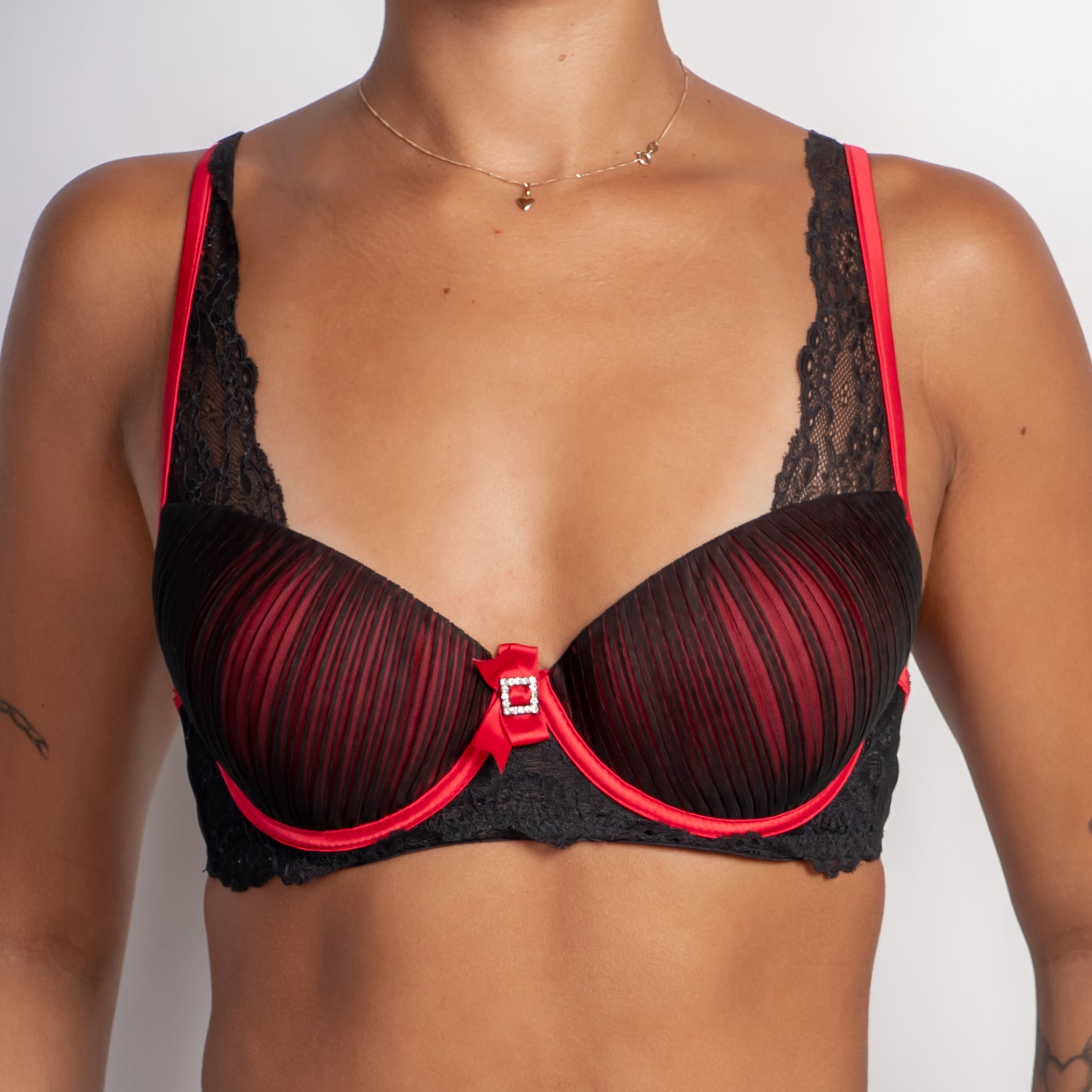 RED UNDERLAY BRA