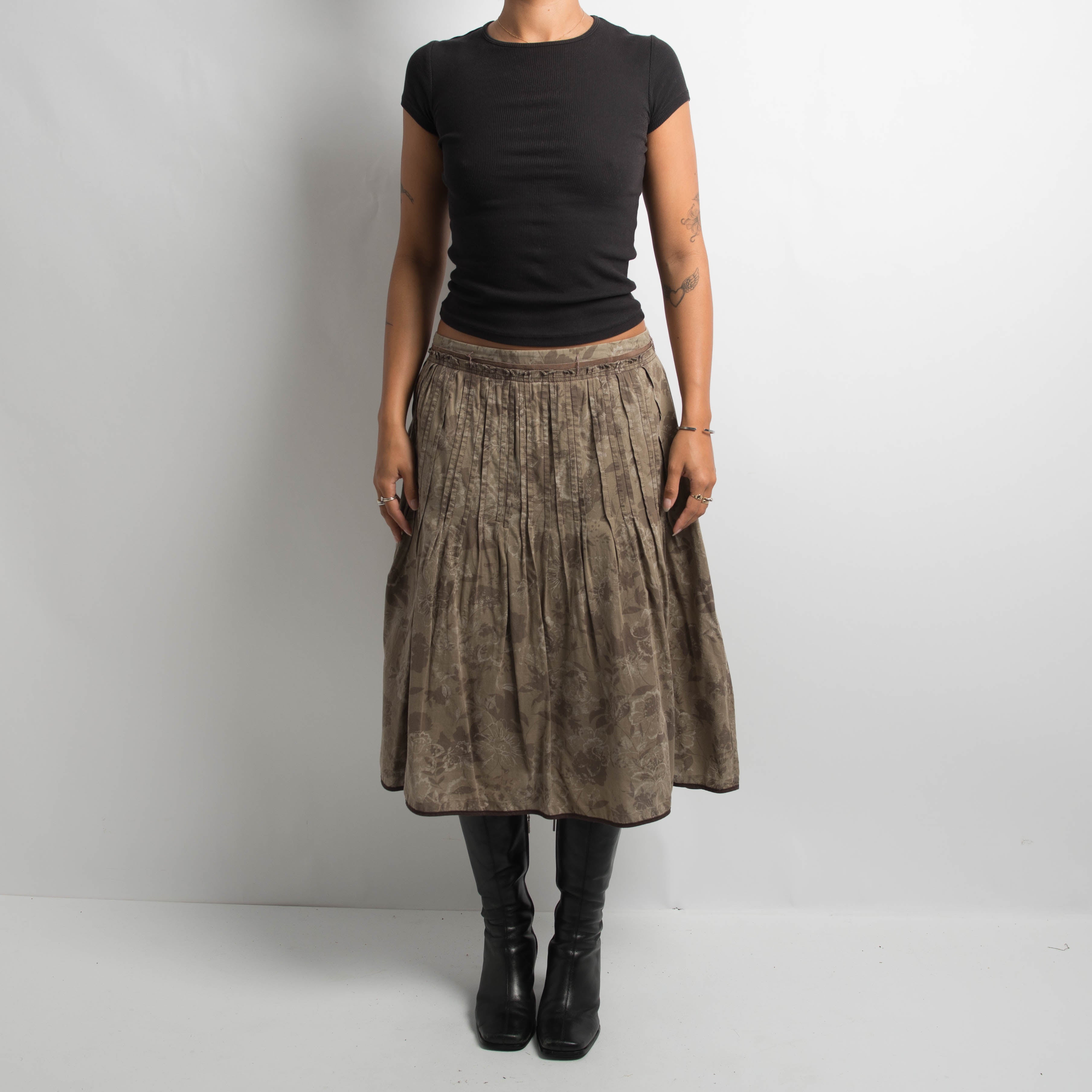 MICRO PLEAT MIDI SKIRT